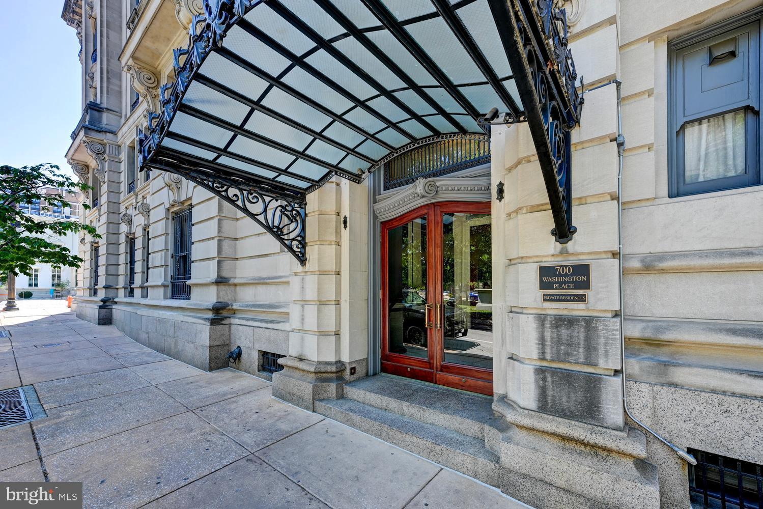 MOUNT VERNON PLACE HISTORIC DISTRICT - Residential