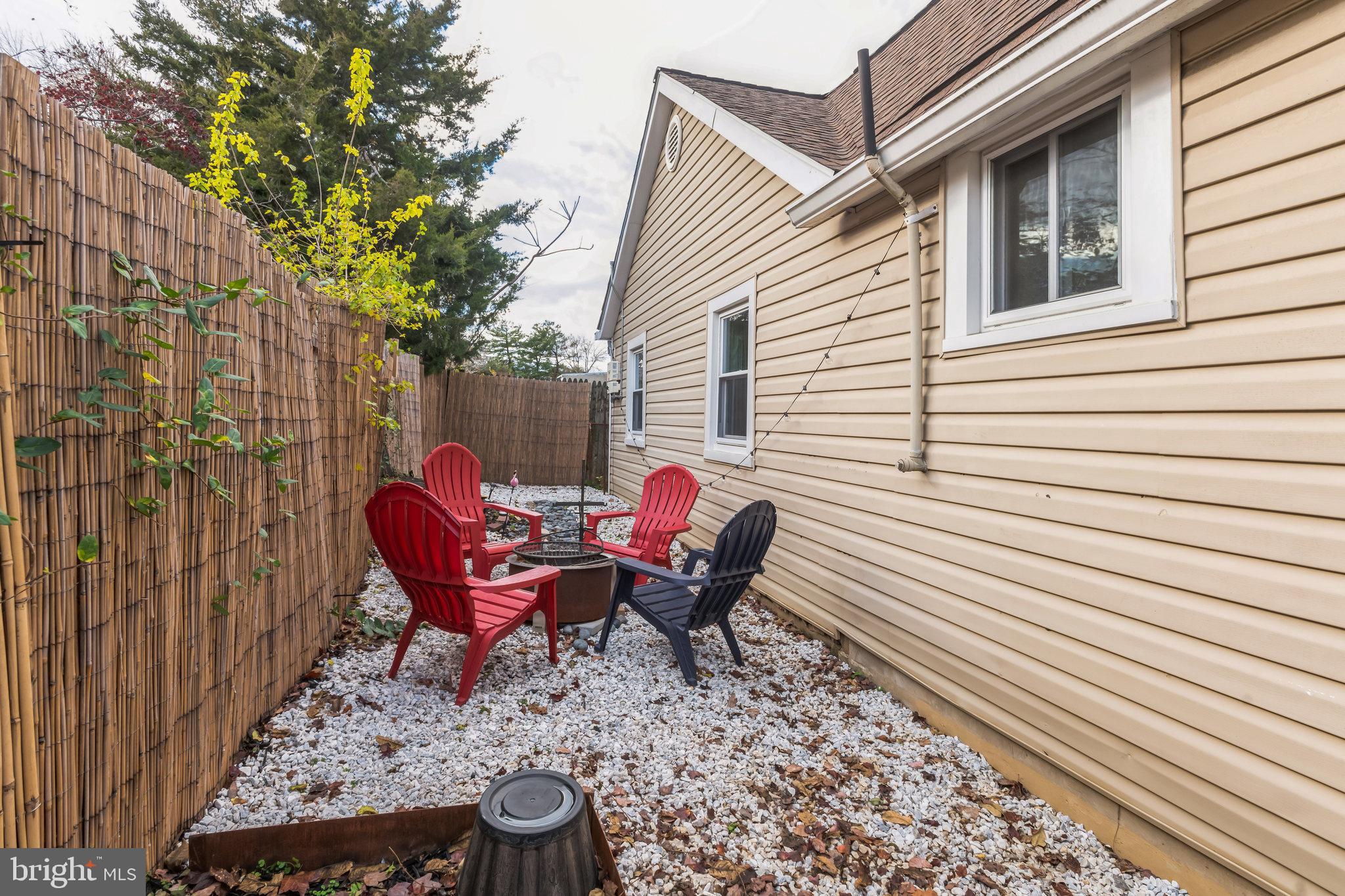 ARUNDEL ACRES - Residential Lease