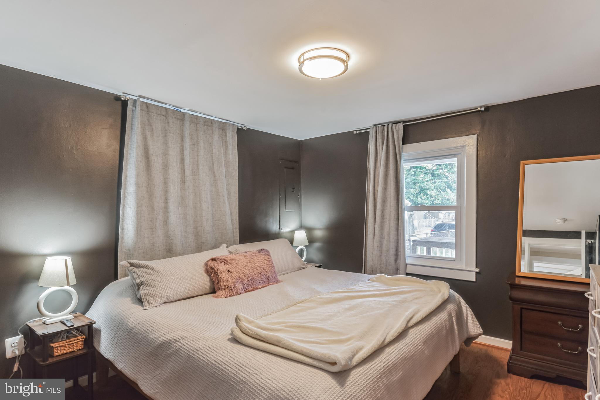 ARUNDEL ACRES - Residential Lease