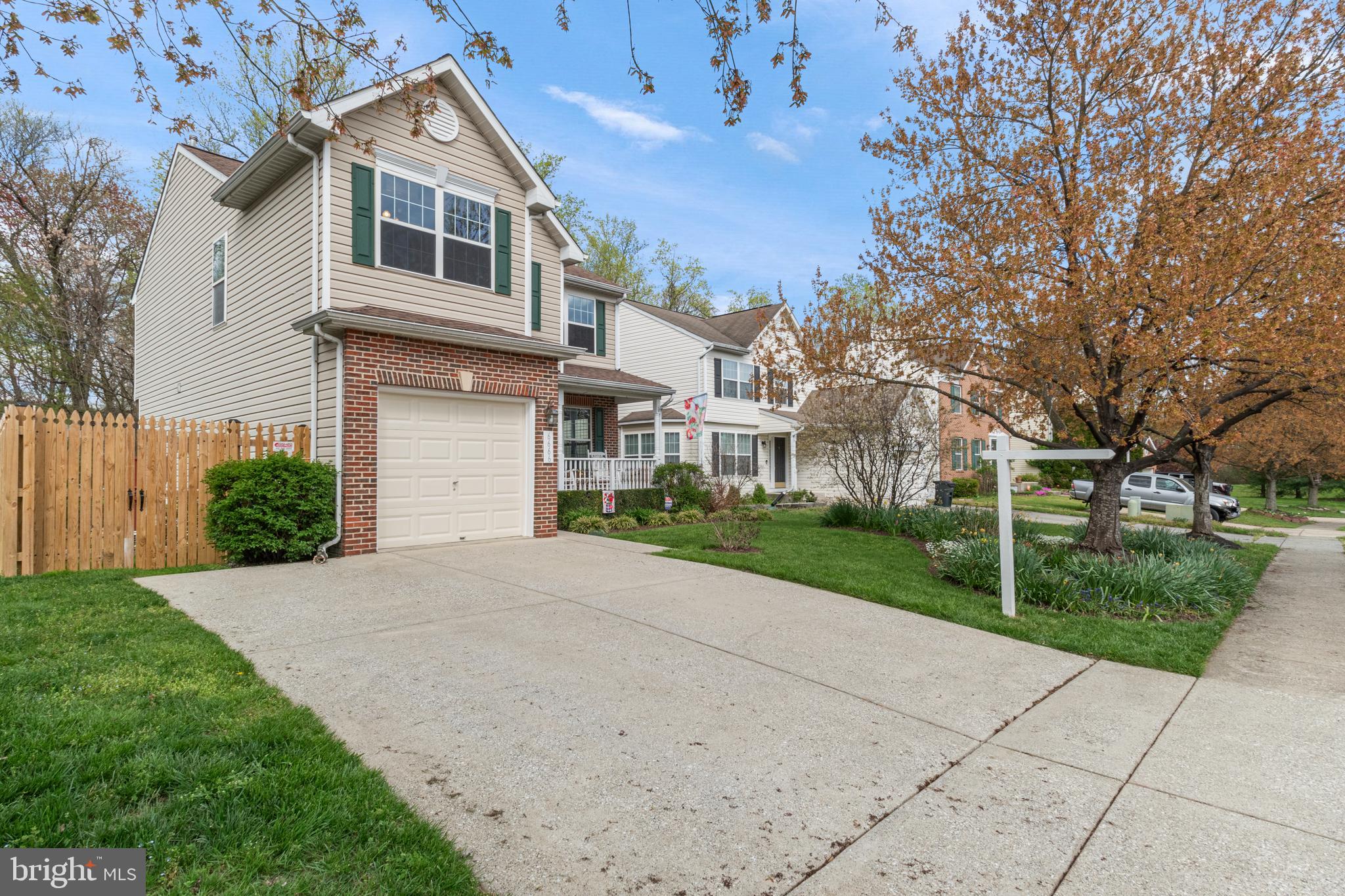 MEADOWRIDGE LANDING - Residential