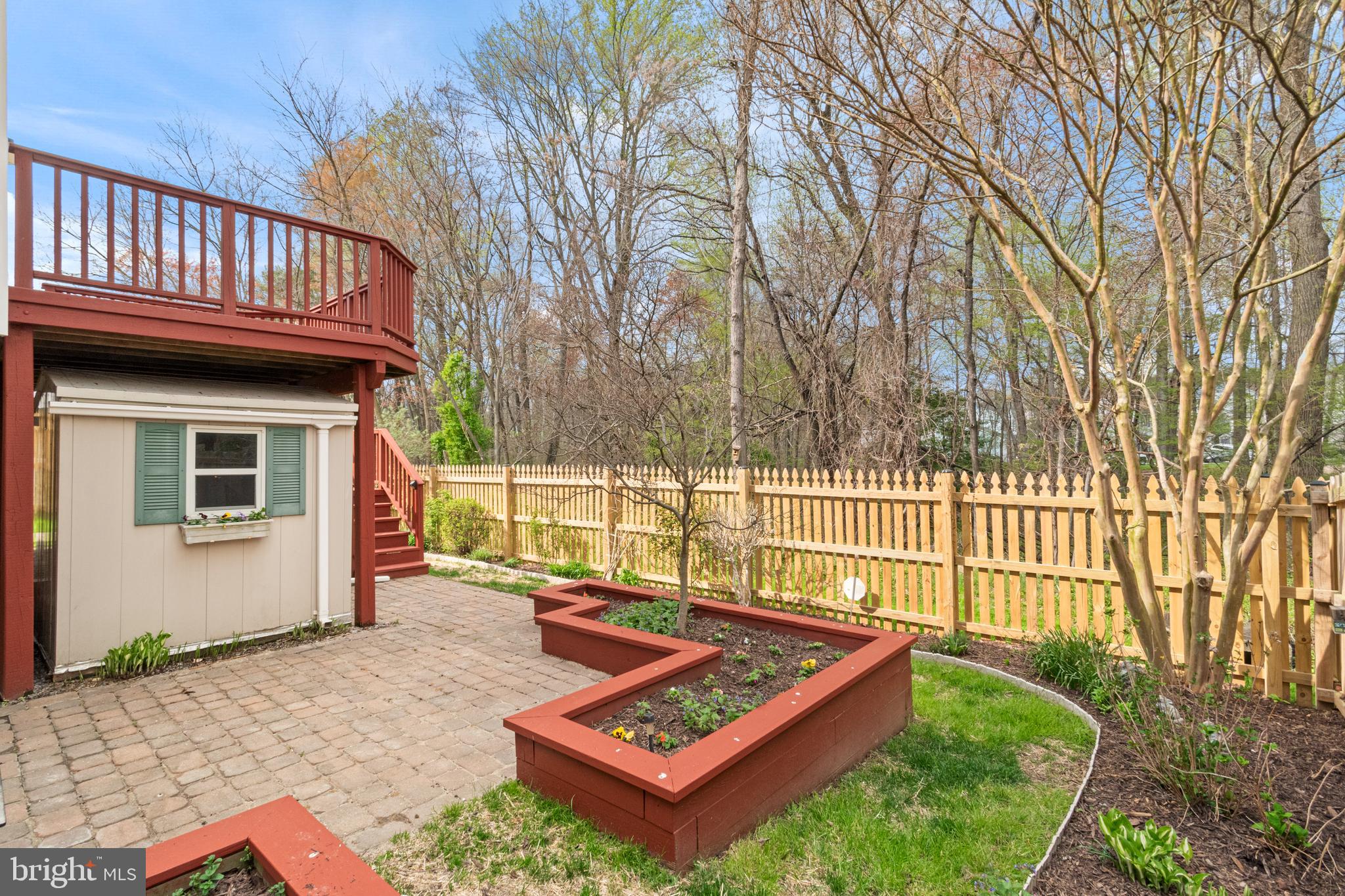 MEADOWRIDGE LANDING - Residential