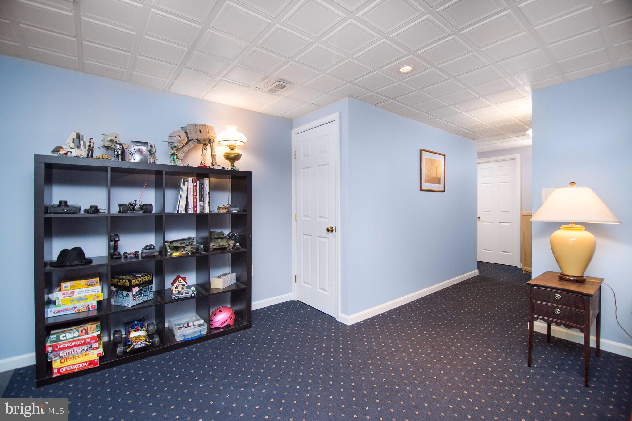 CROMWELL STATION - Residential