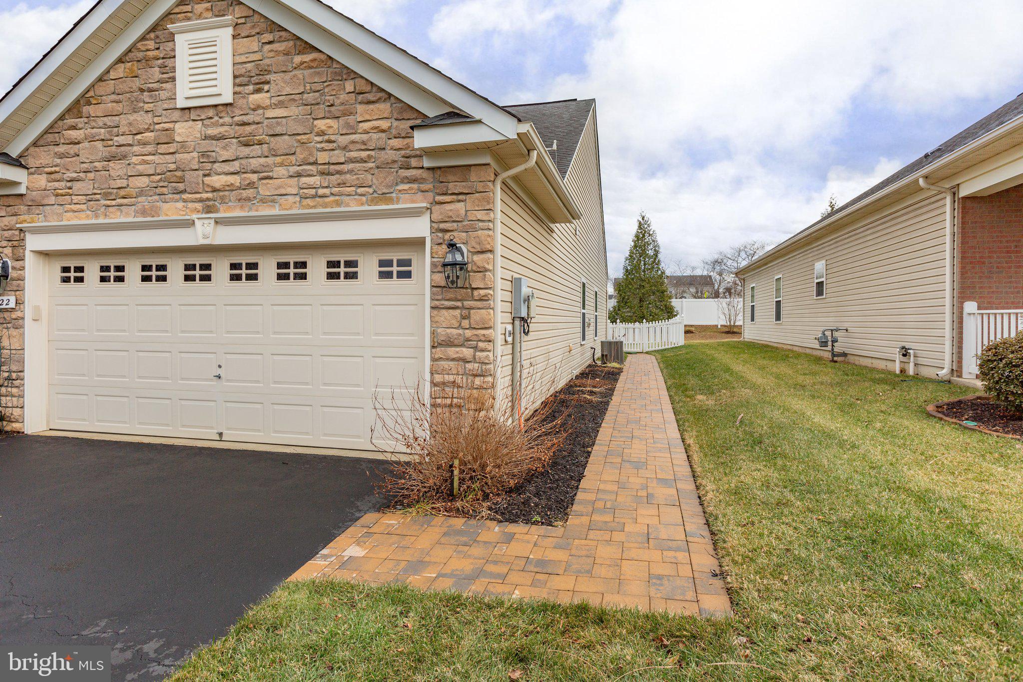 VIRGINIA HERITAGE AT LEE'S PARK - Residential