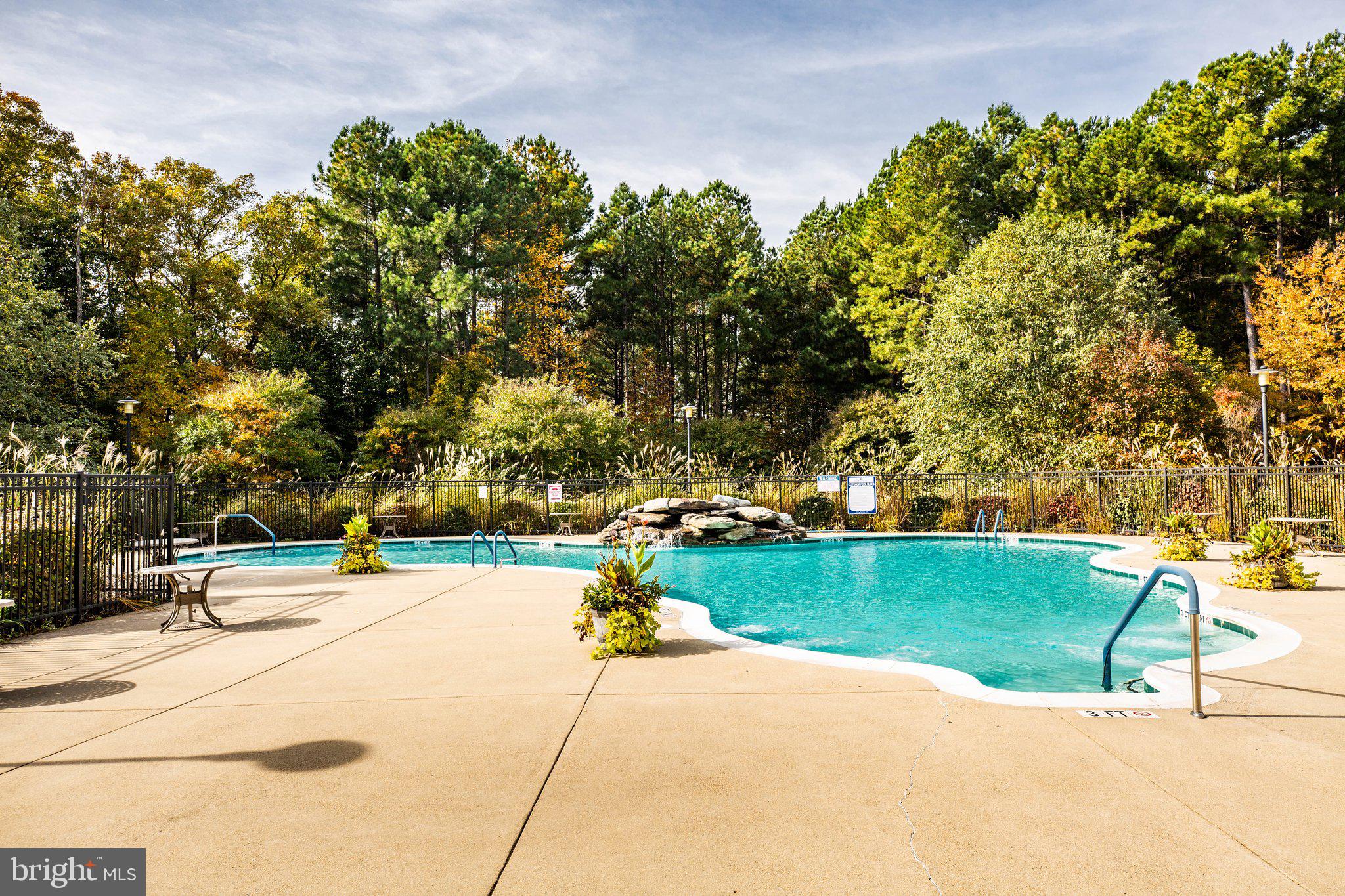 VIRGINIA HERITAGE AT LEE'S PARK - Residential