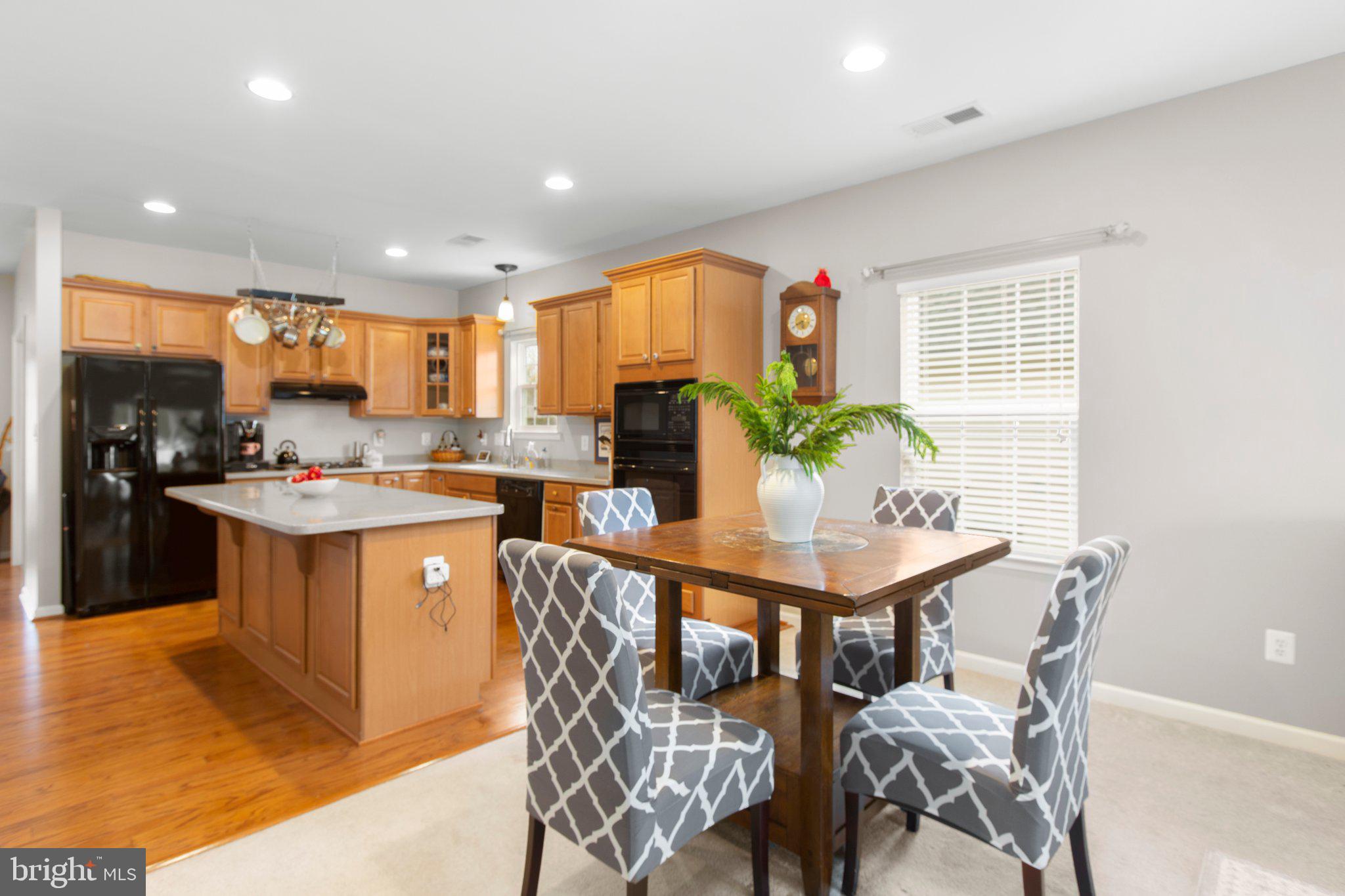 VIRGINIA HERITAGE AT LEE'S PARK - Residential