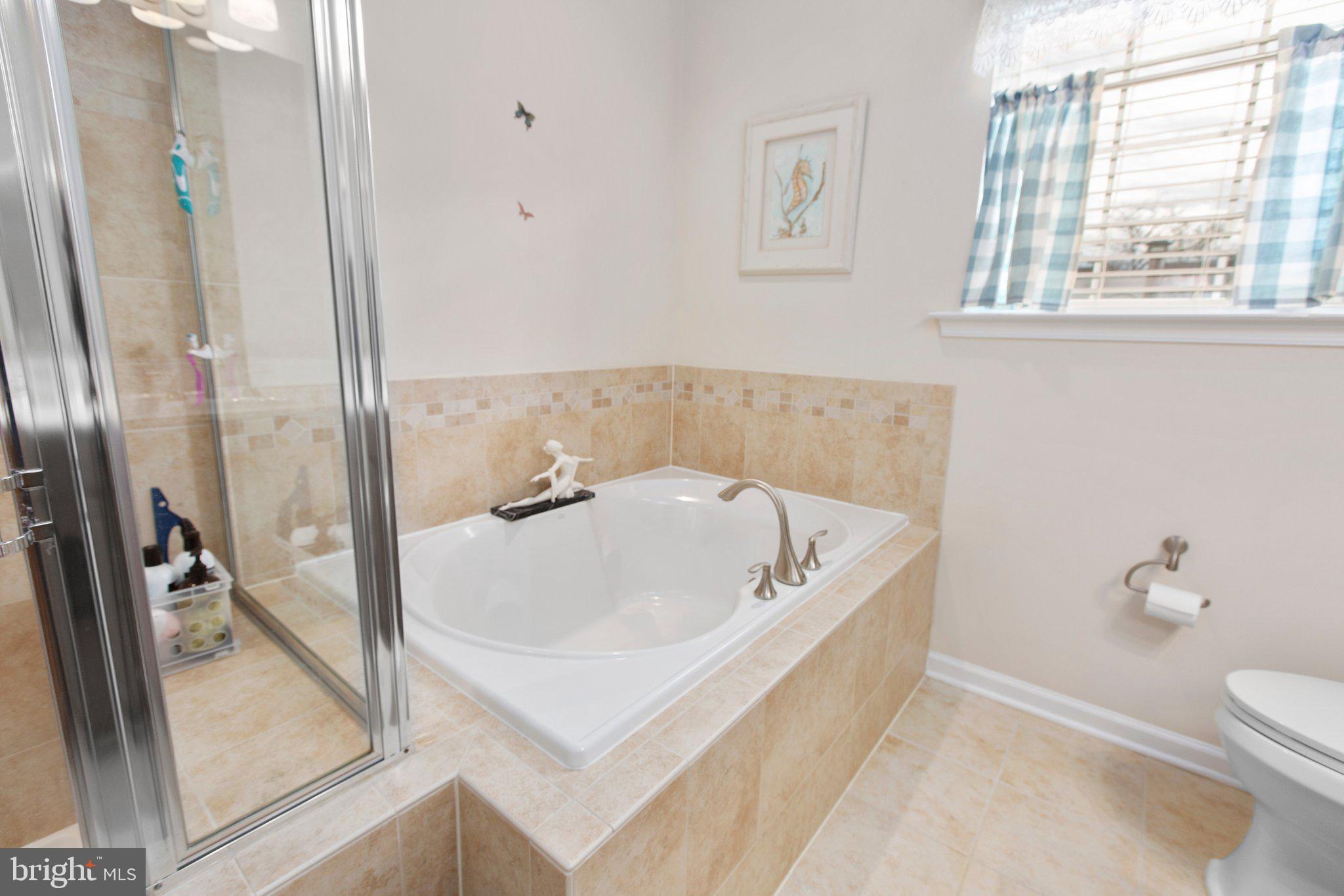 VIRGINIA HERITAGE AT LEE'S PARK - Residential