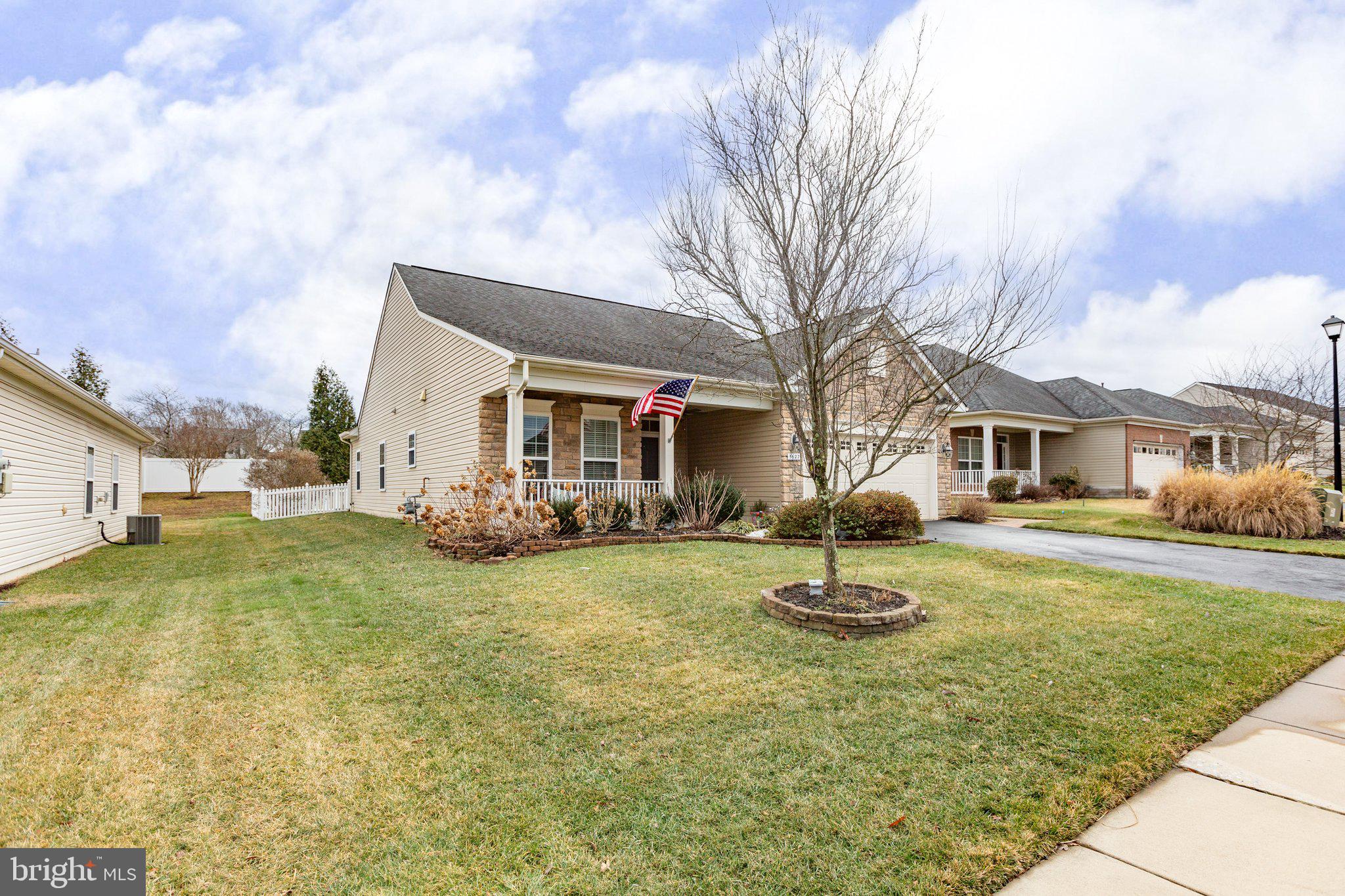 VIRGINIA HERITAGE AT LEE'S PARK - Residential