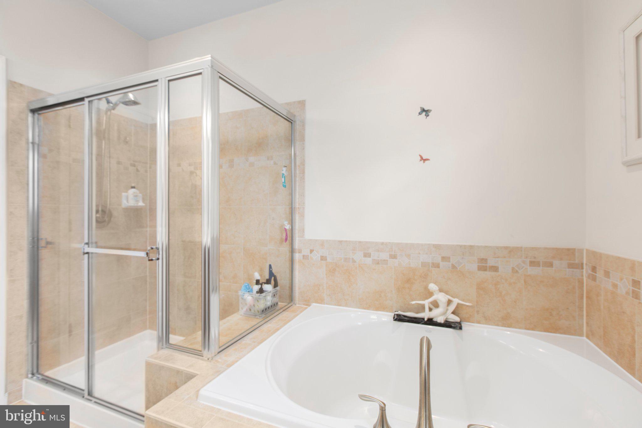 VIRGINIA HERITAGE AT LEE'S PARK - Residential