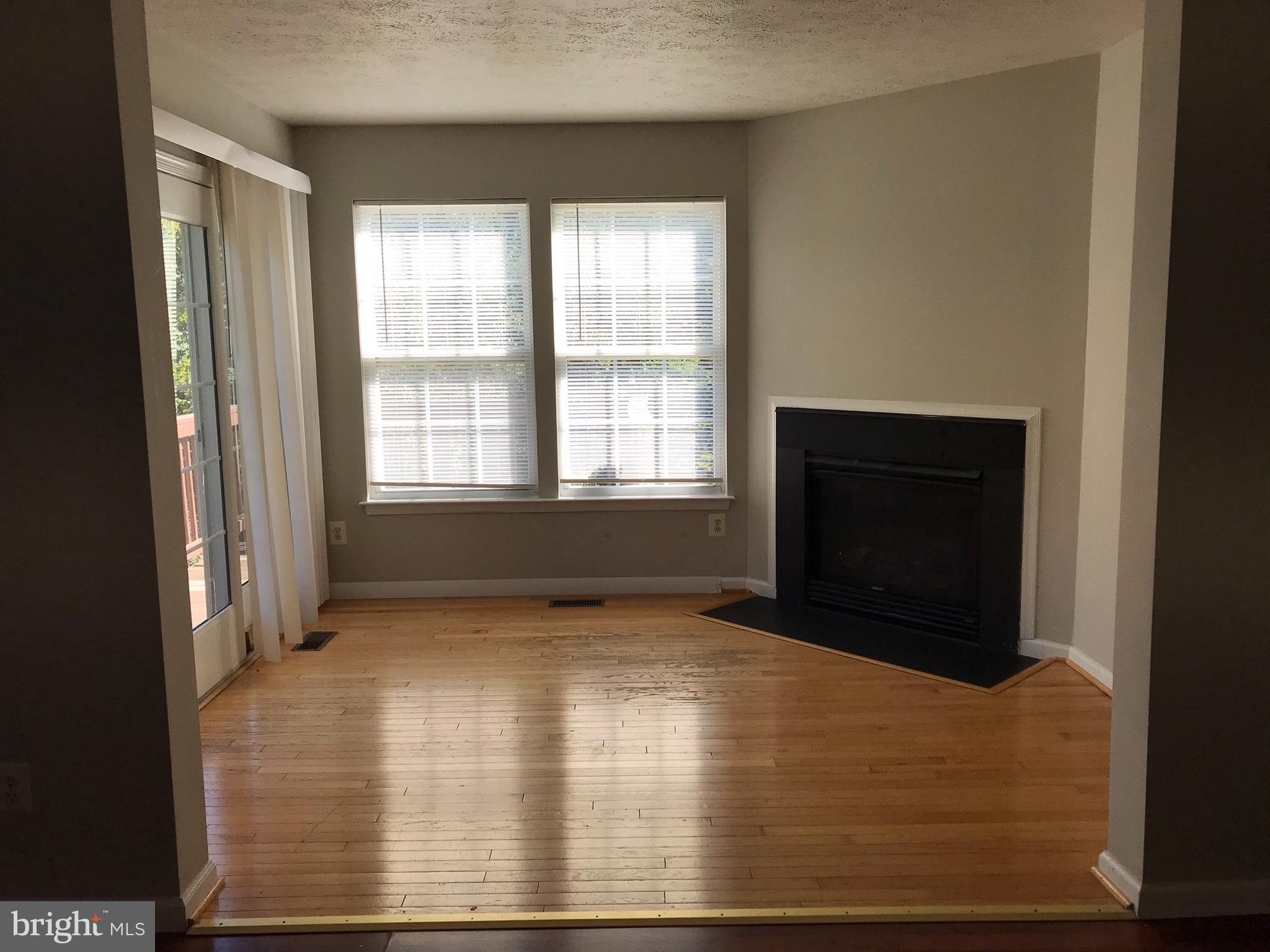 RIVERSIDE SOUTH - Residential Lease