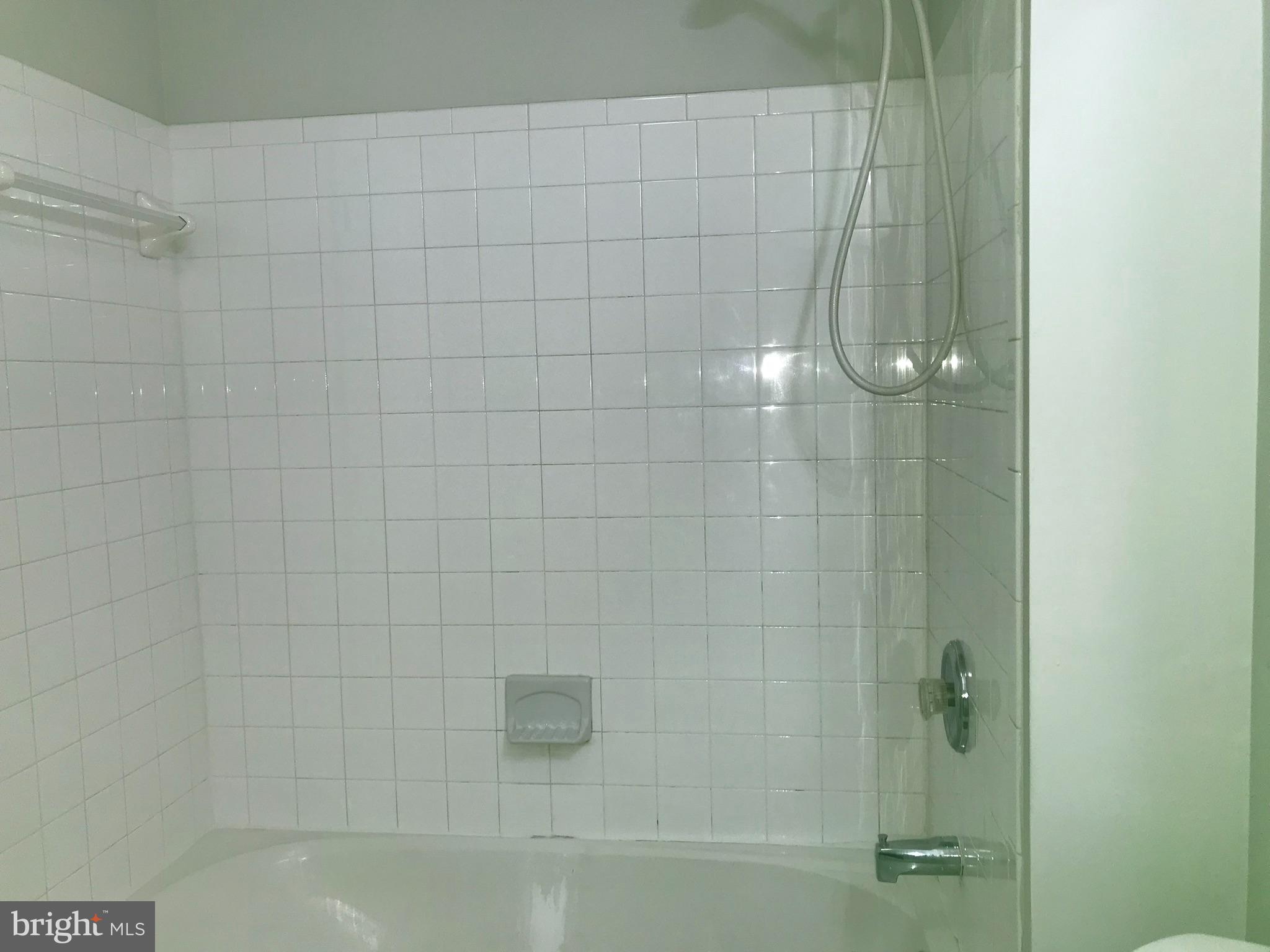 RIVERSIDE SOUTH - Residential Lease