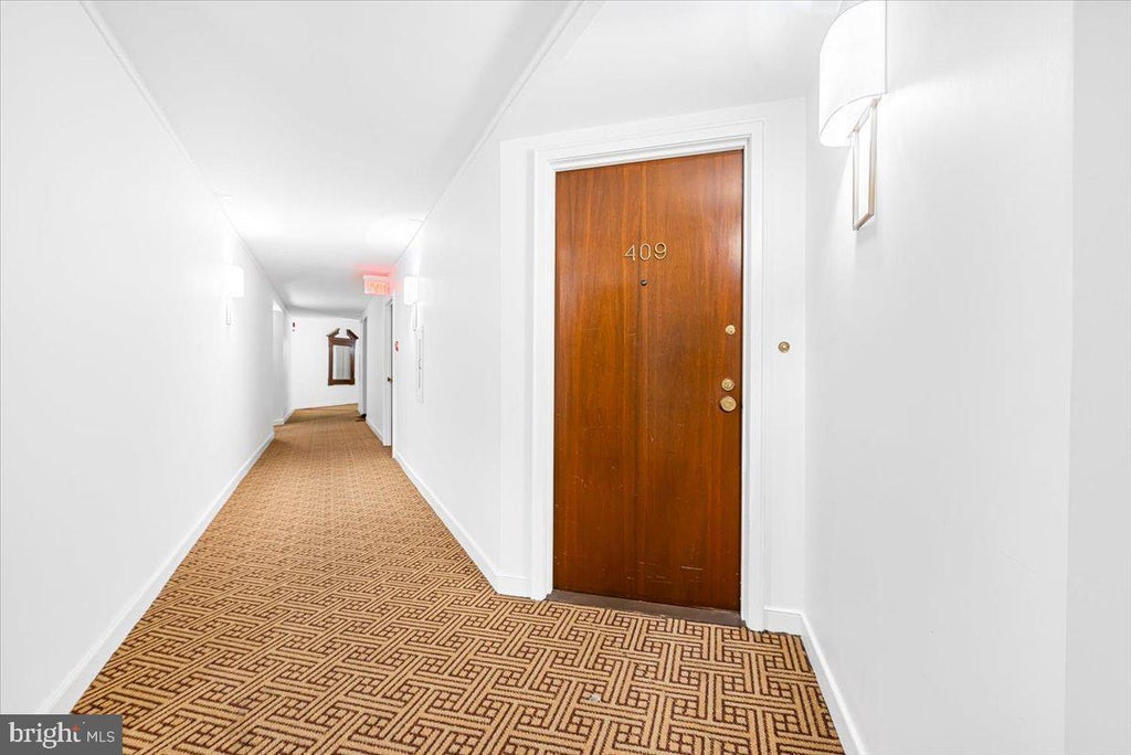 Photo of 955 26th Street NW #409, WASHINGTON, DC 20037 (MLS # DCDC2273416)