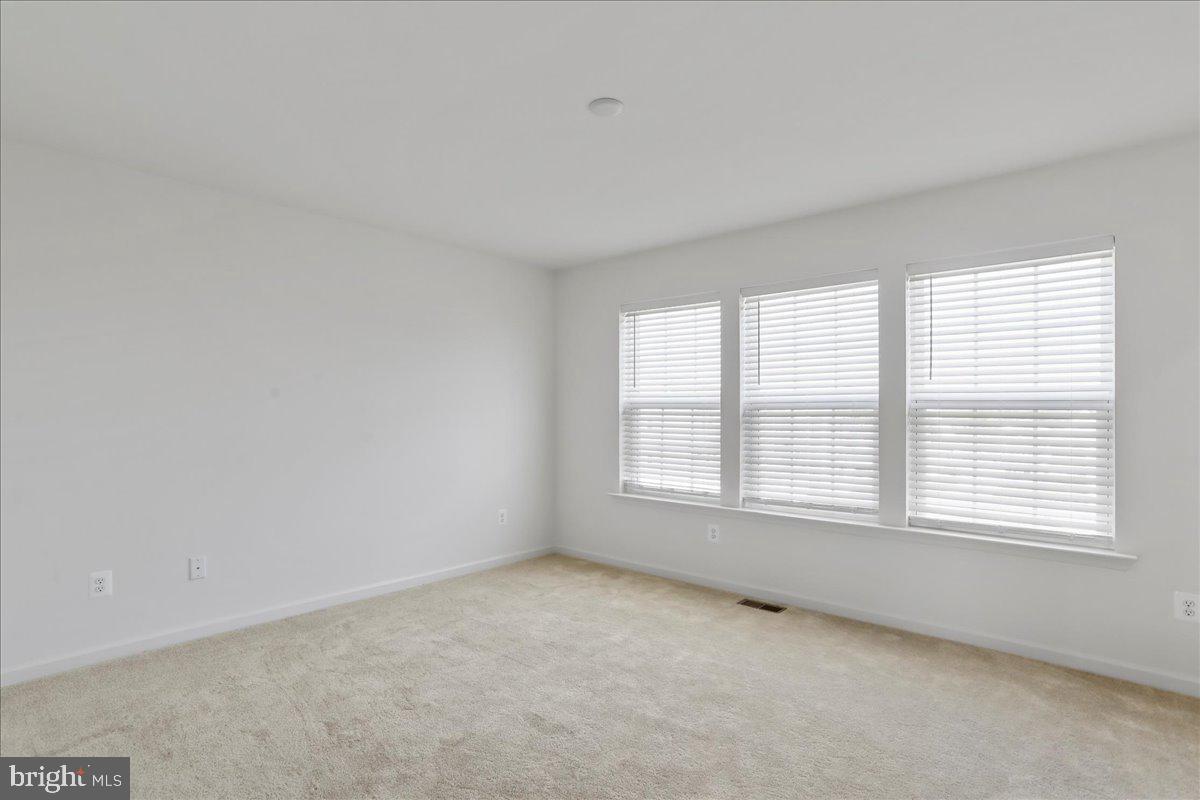 OVERLOOK AT RIVERSIDE TOWNHOMES - Residential Lease