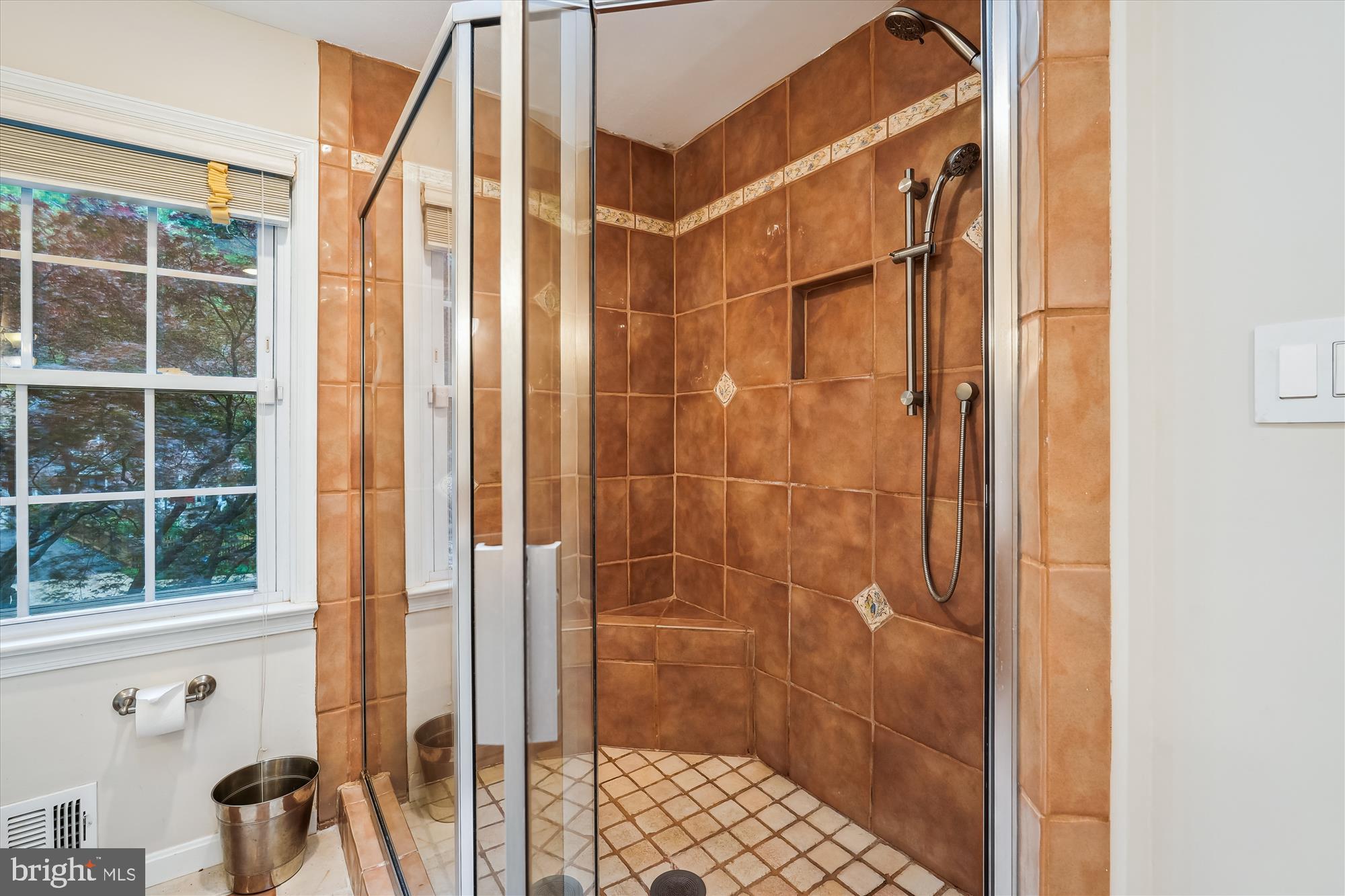 INVERNESS FOREST - Residential