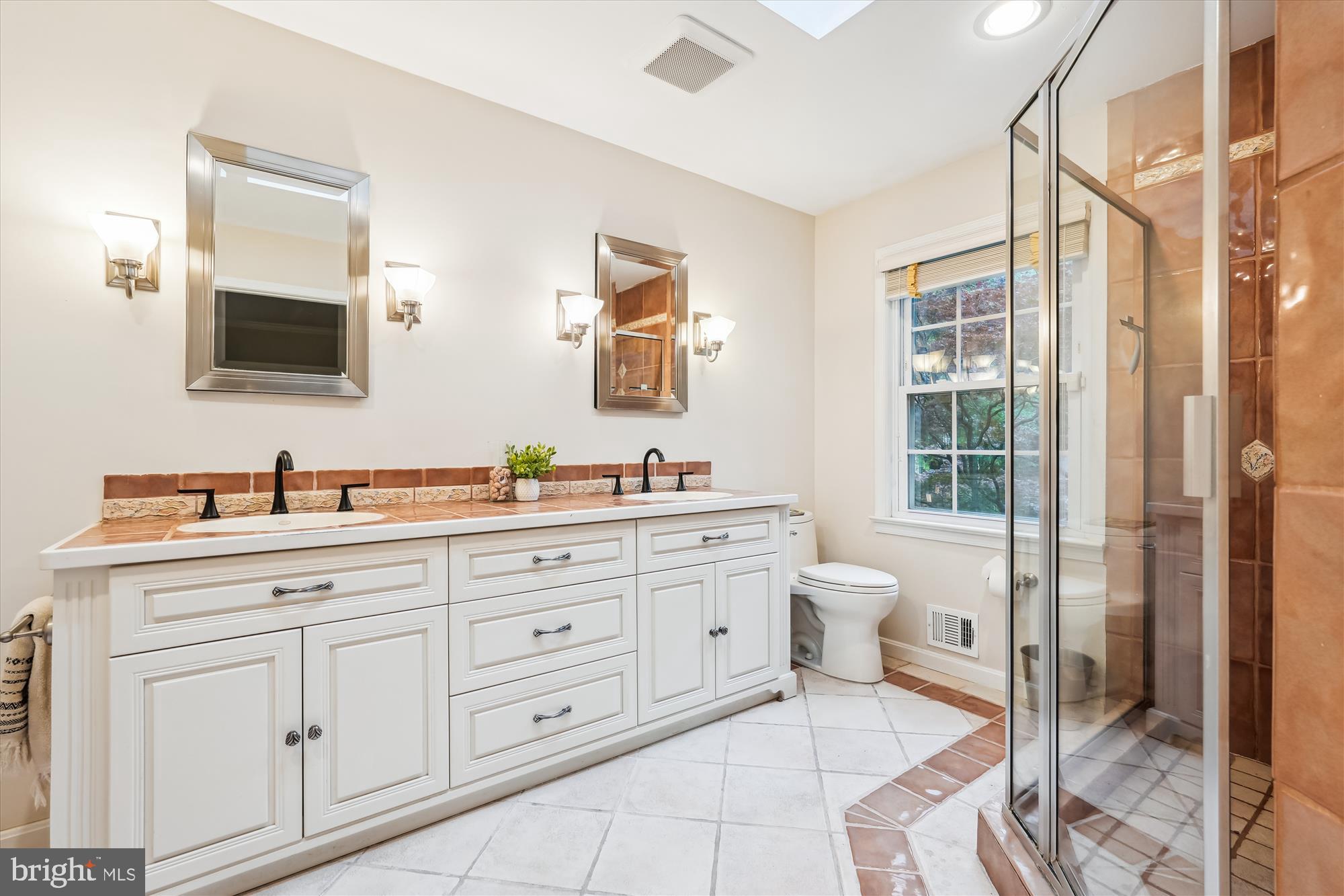 INVERNESS FOREST - Residential