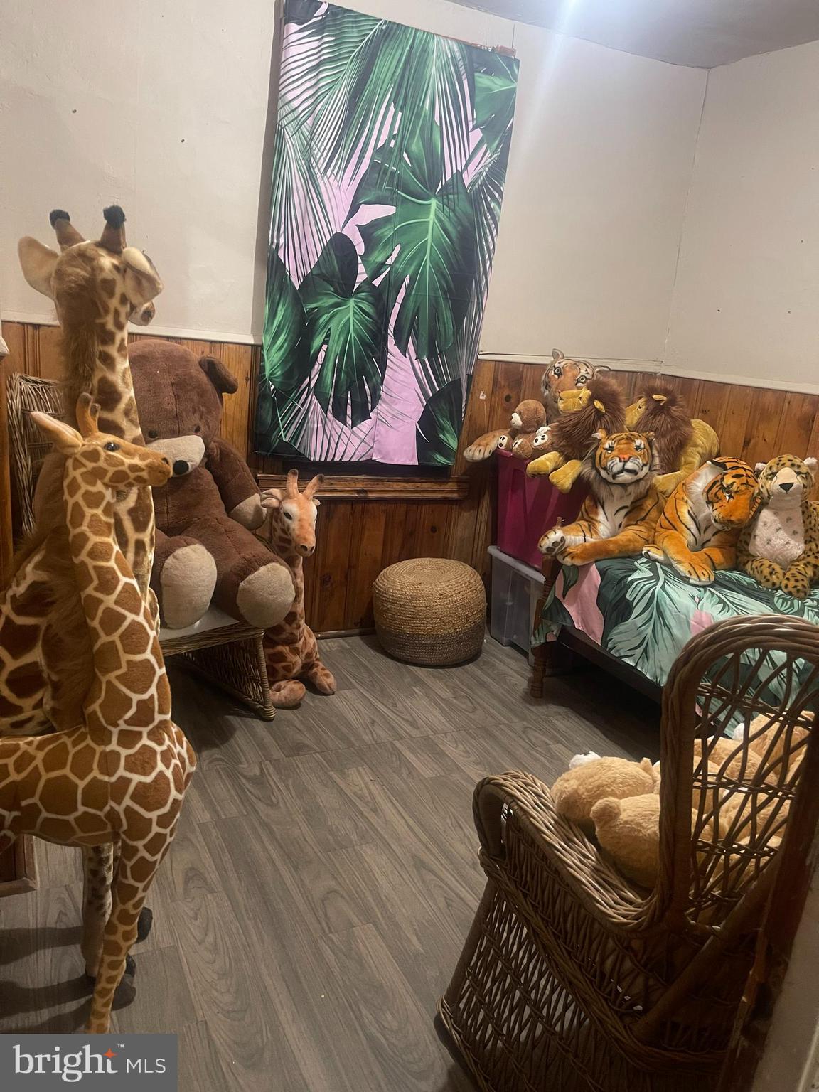 KENSINGTON - Residential