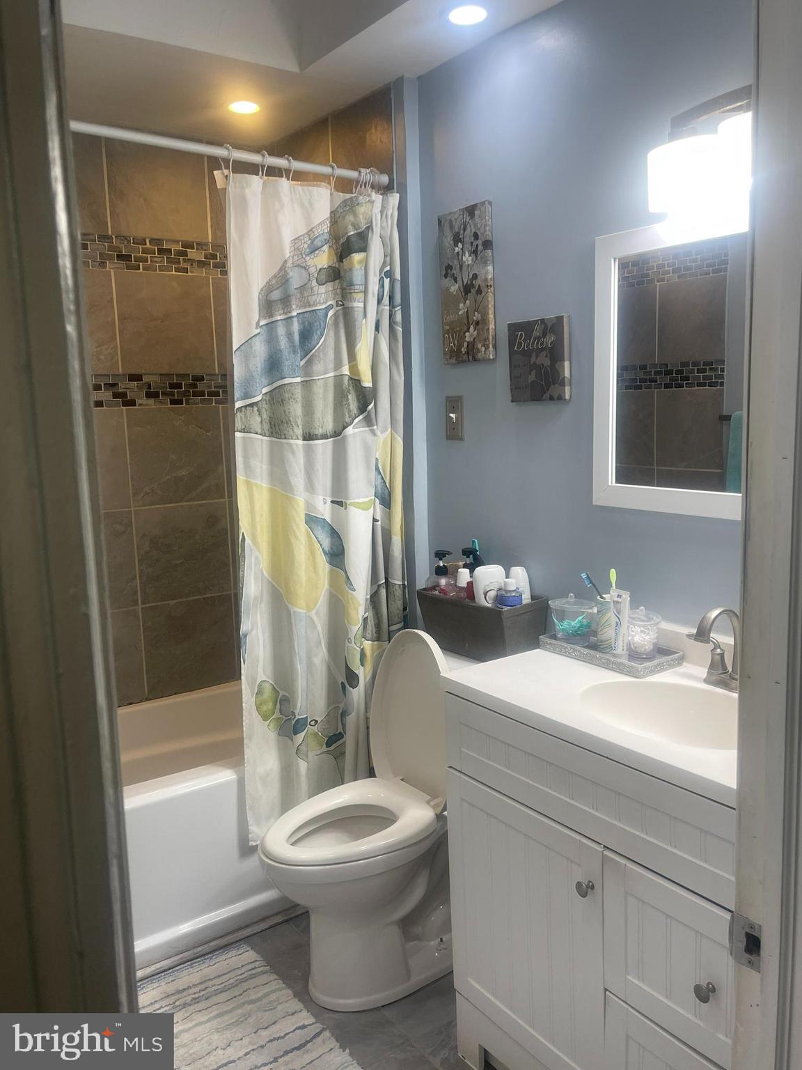 KENSINGTON - Residential