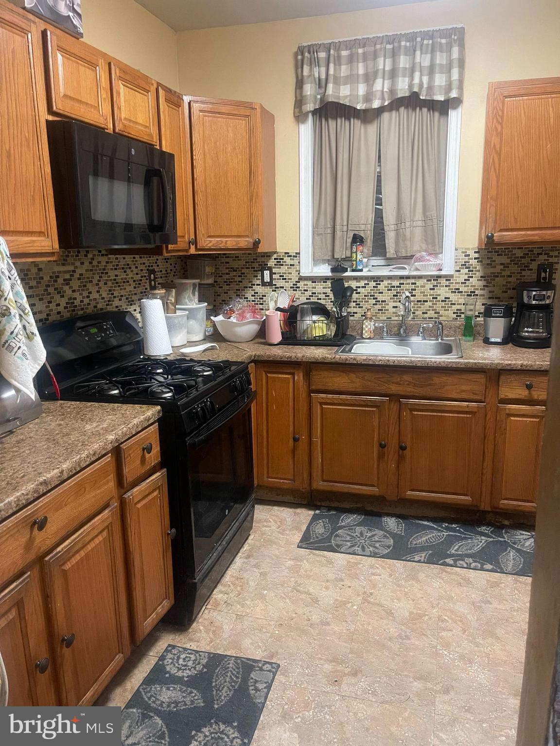 KENSINGTON - Residential