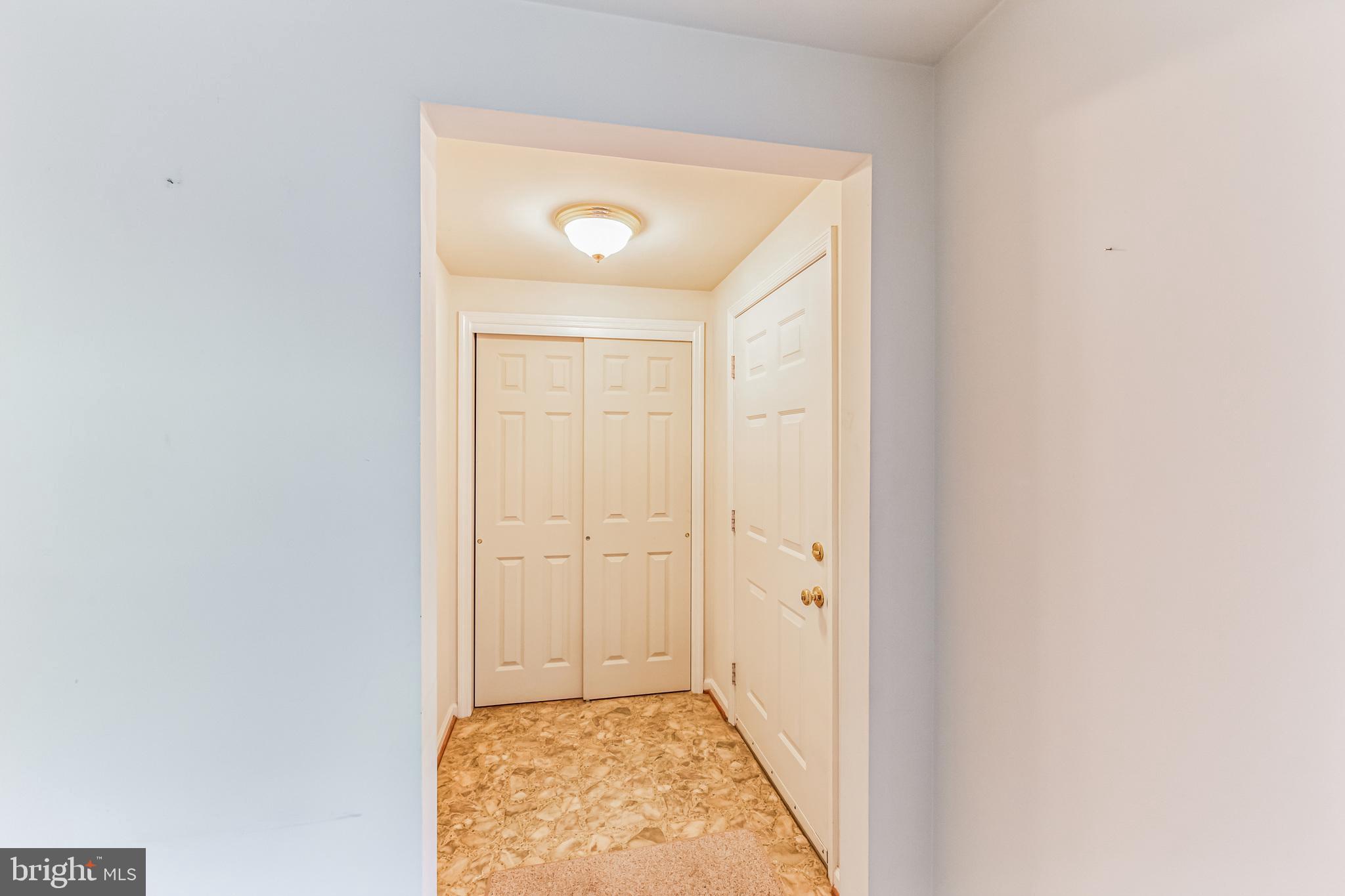 HUNTING HILLS - Residential