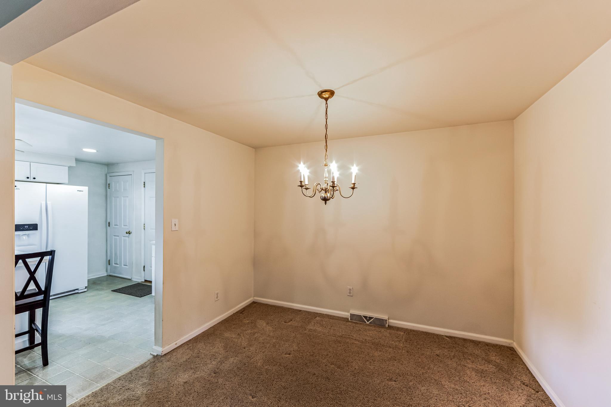 HUNTING HILLS - Residential