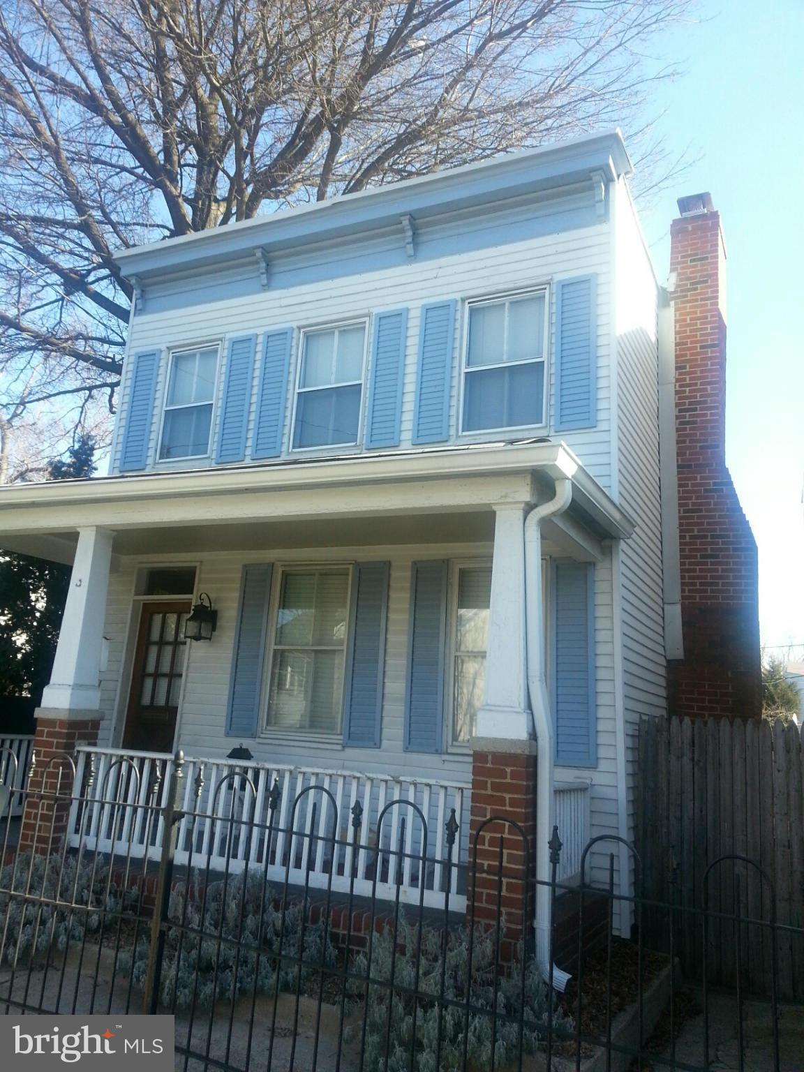 OLD TOWN - Residential Lease