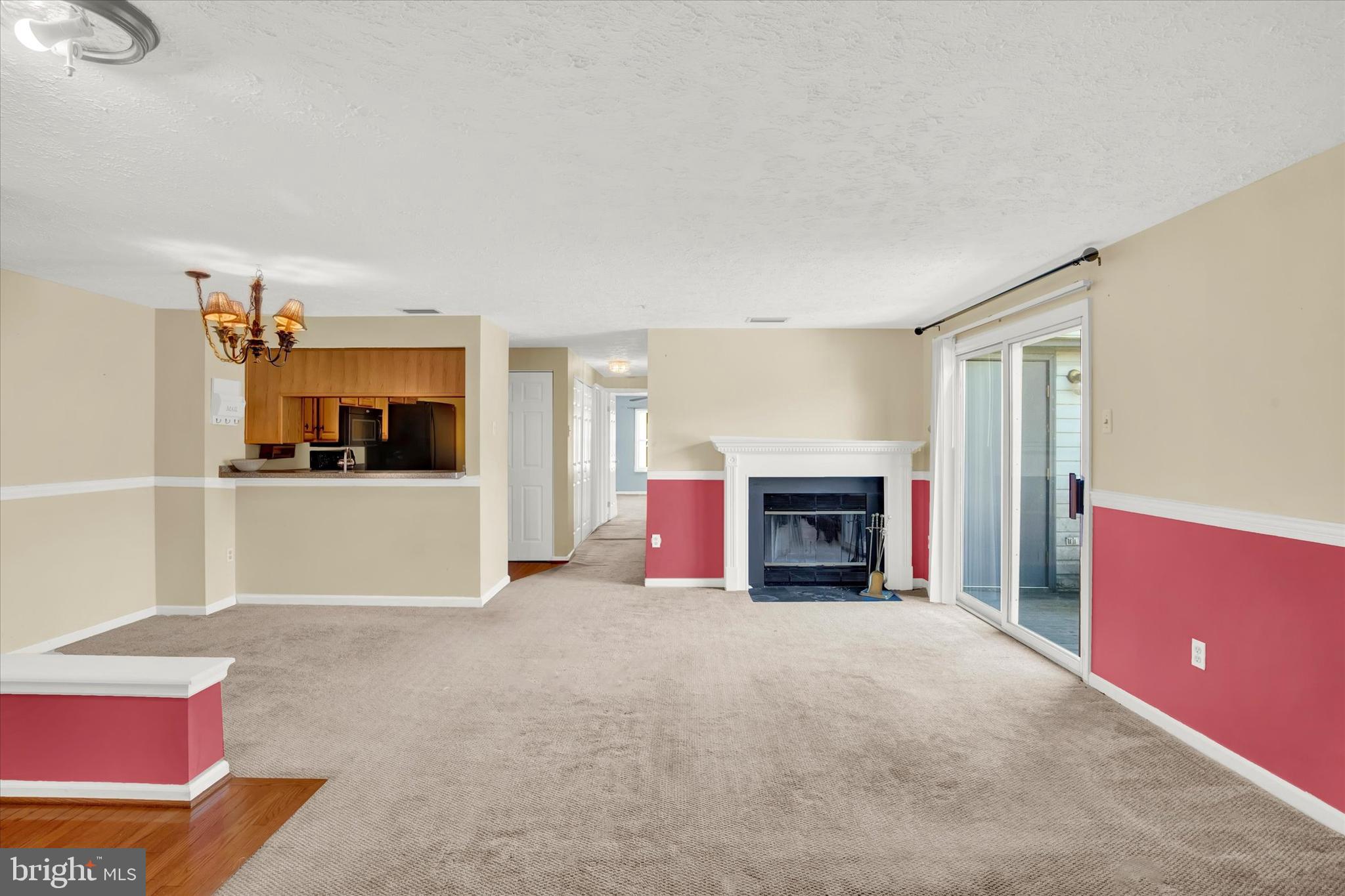 LAUREL WOODS - Residential