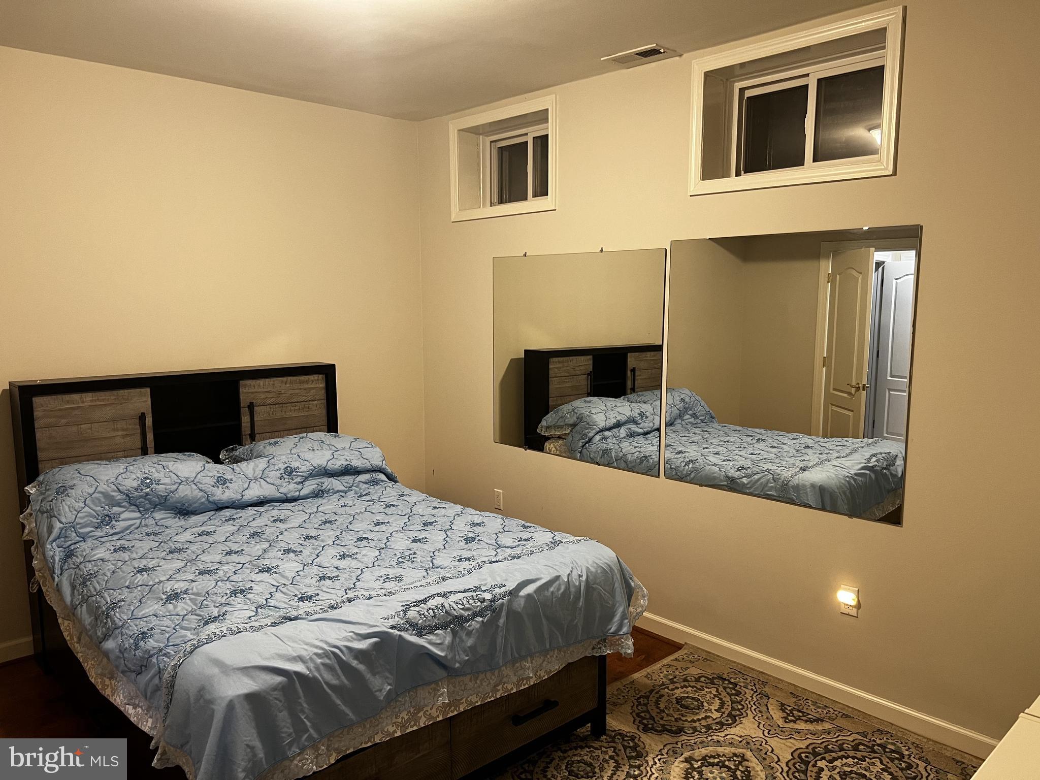 BRISTOW VILLAGE - Residential Lease