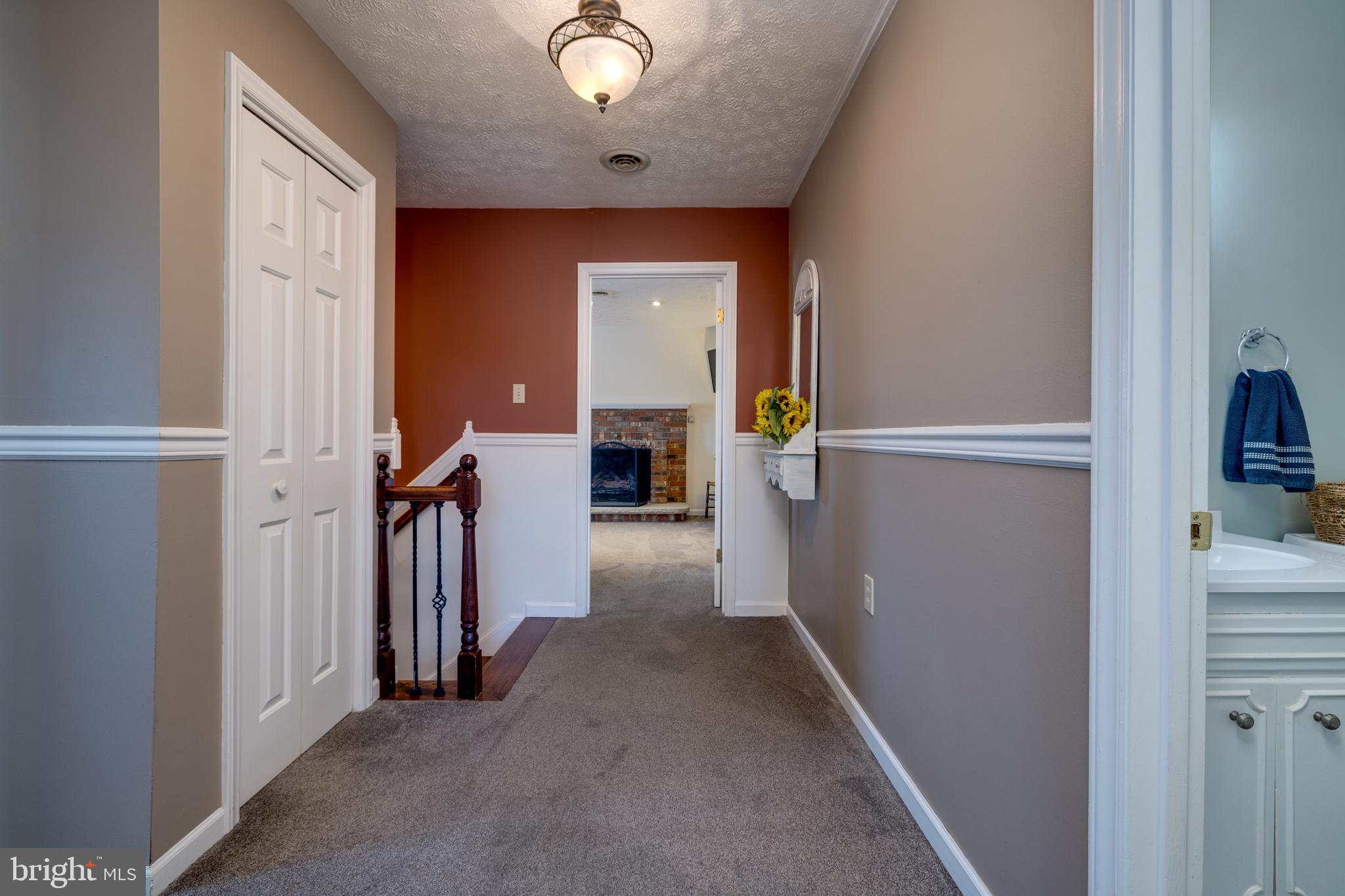 OLD FARMS - Residential