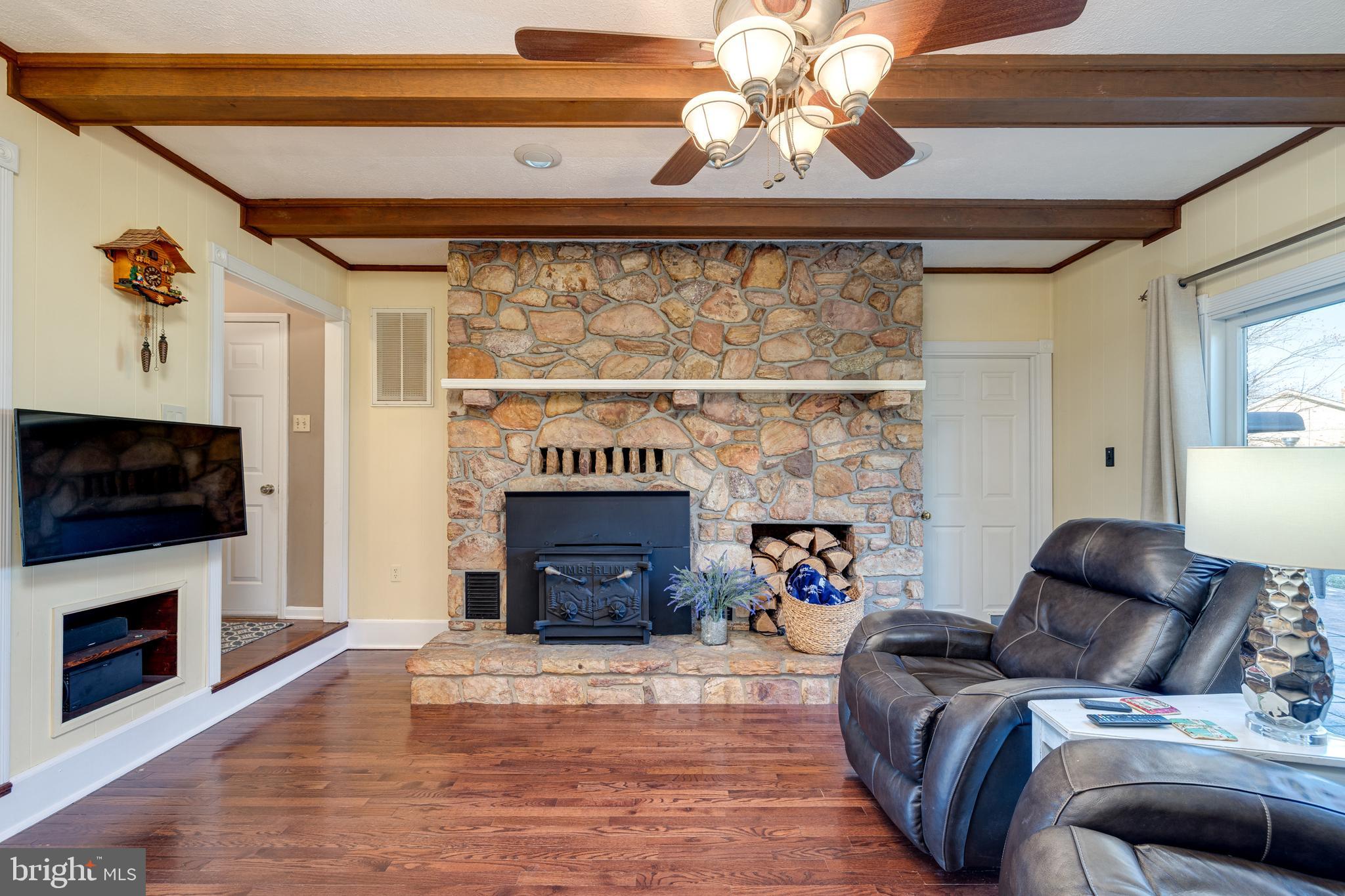 OLD FARMS - Residential