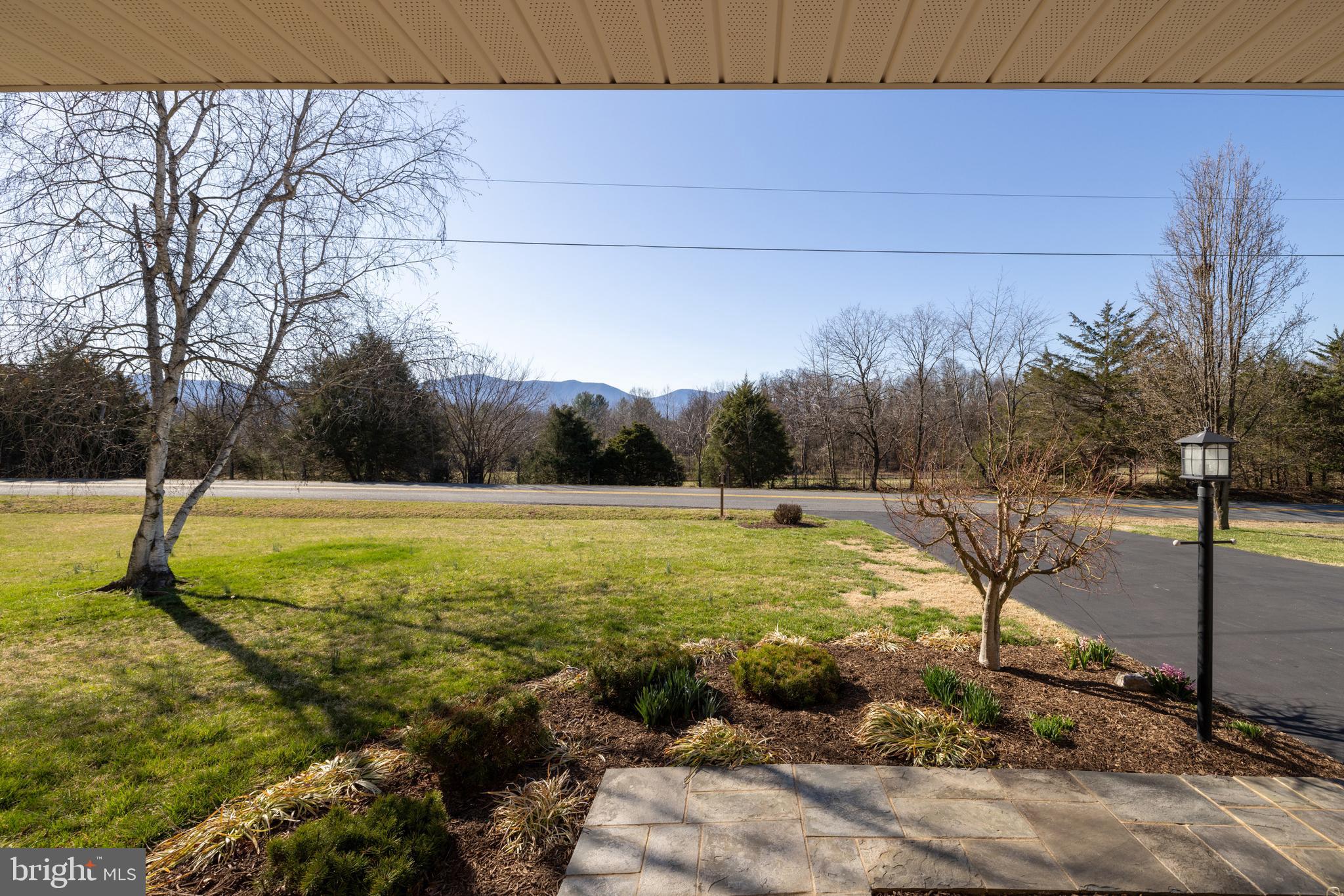 OLD FARMS - Residential