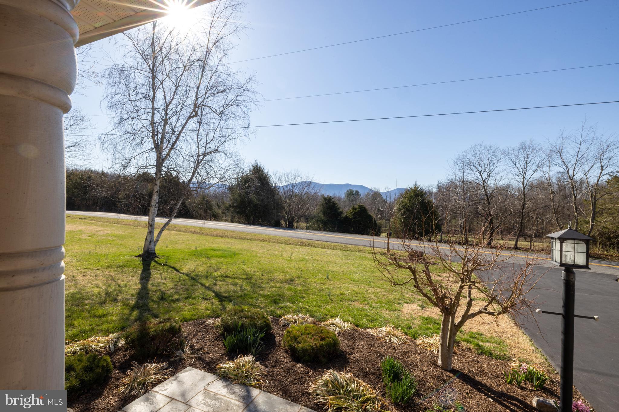 OLD FARMS - Residential