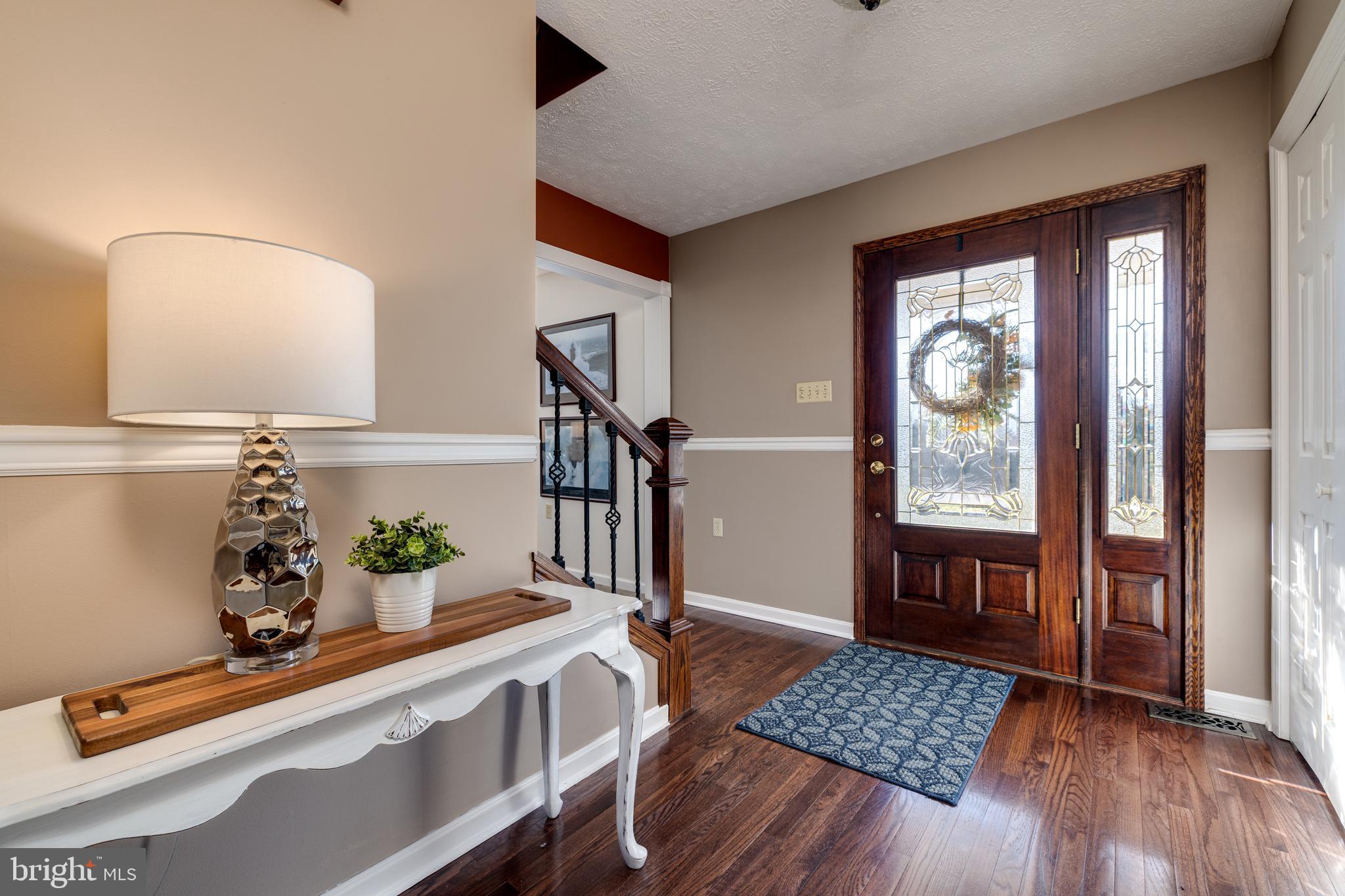 OLD FARMS - Residential