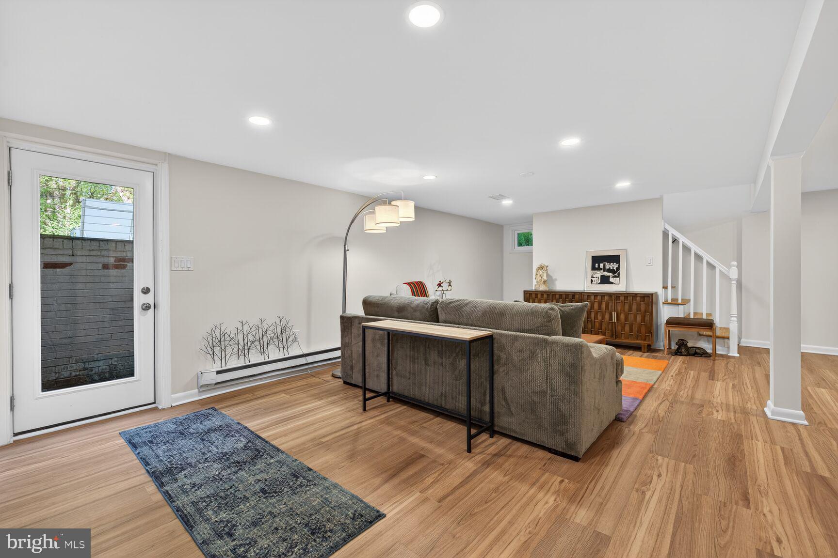 HIGHLANDS OF DARNESTOWN - Residential