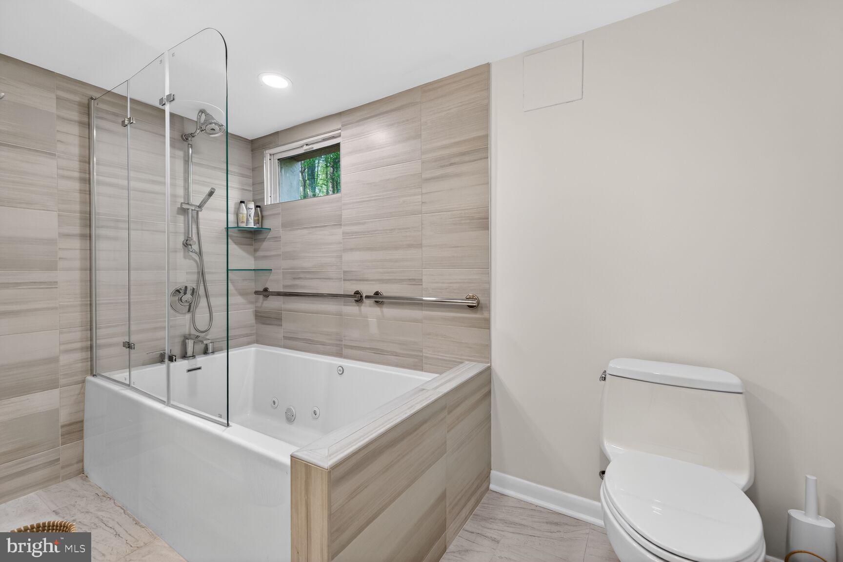 HIGHLANDS OF DARNESTOWN - Residential