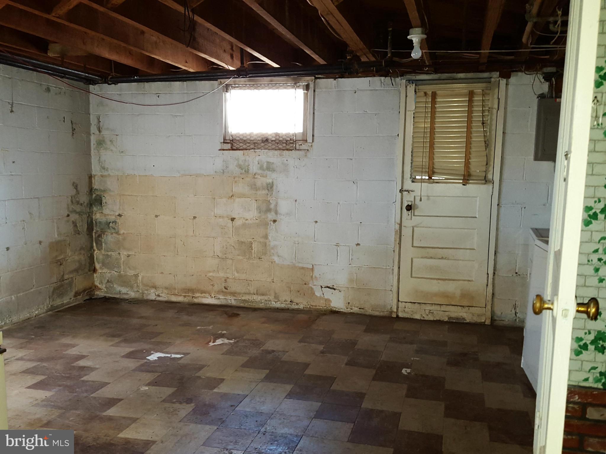 EDMONDSON VIILLAGE - Residential