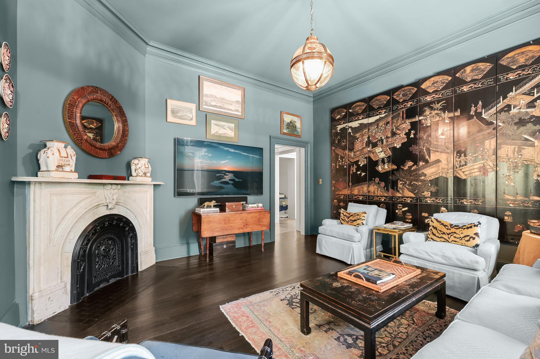 CHEVY CHASE - Residential