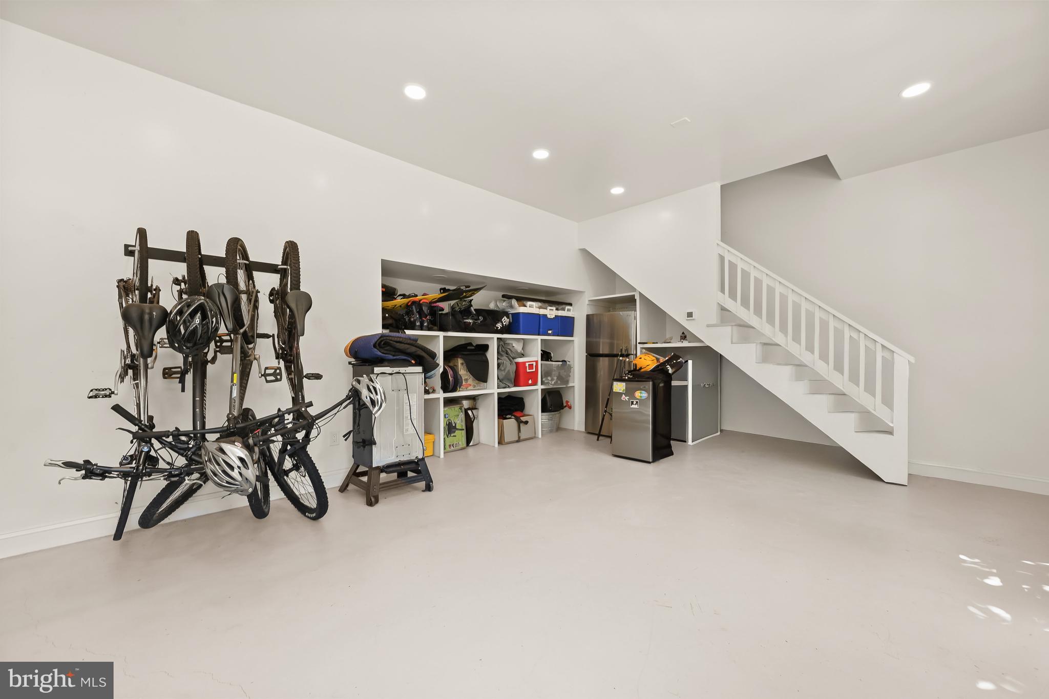 CHEVY CHASE - Residential