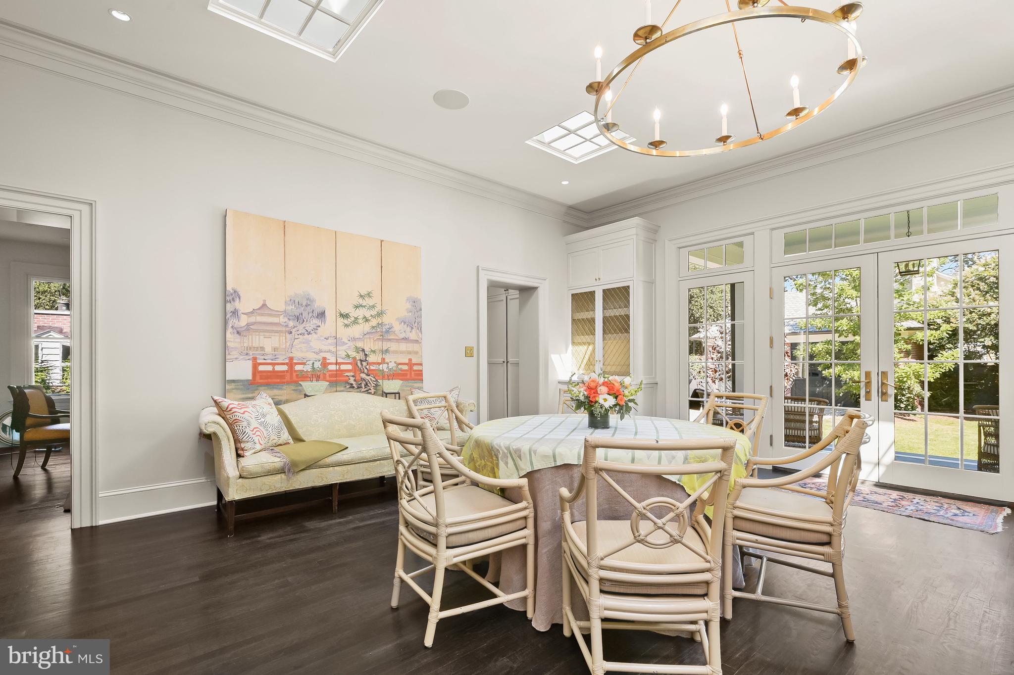 CHEVY CHASE - Residential