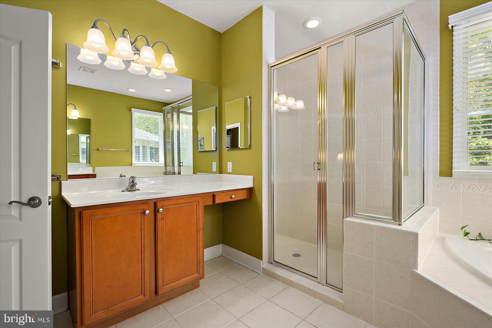 GLEN RIDDLE - Residential