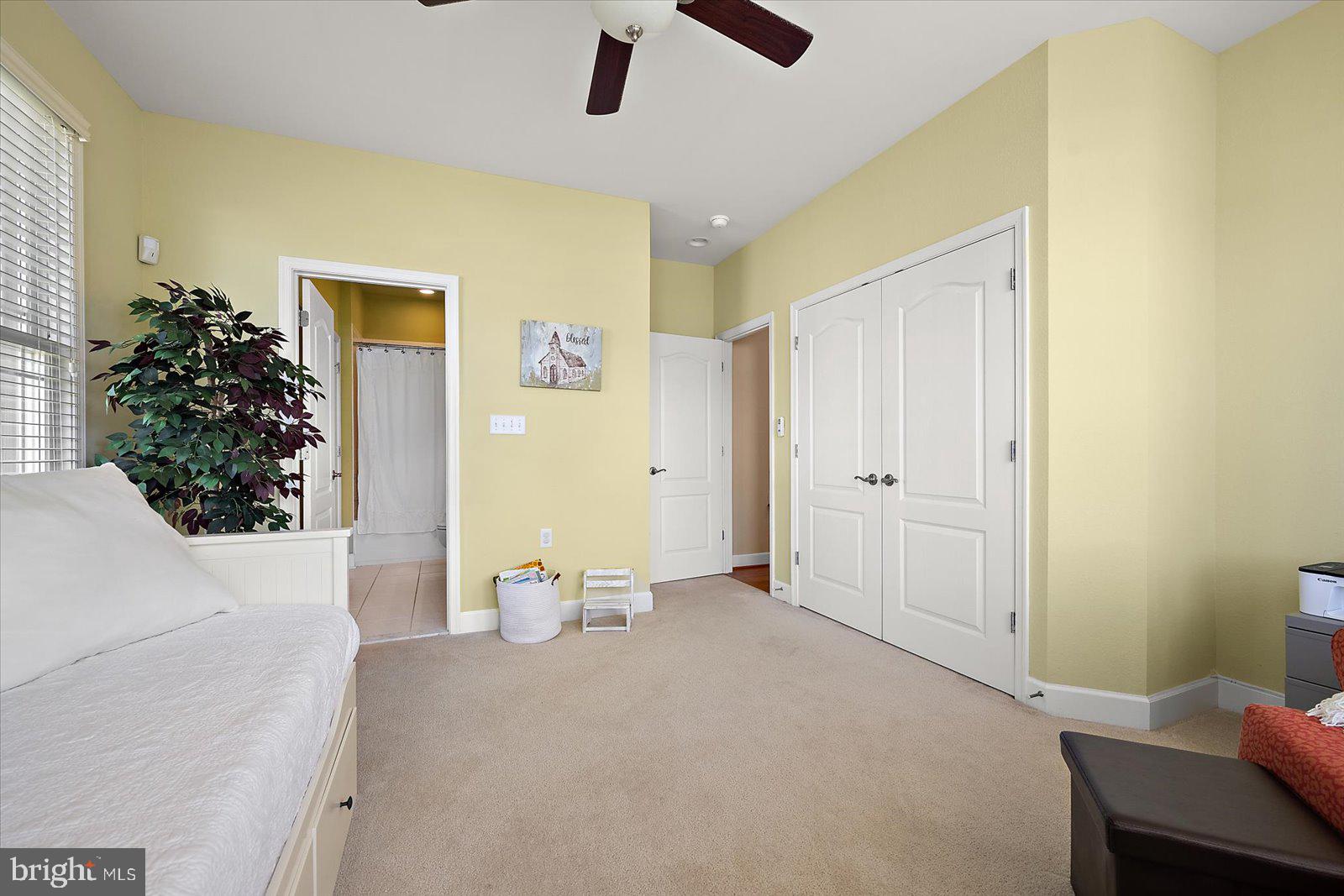 GLEN RIDDLE - Residential