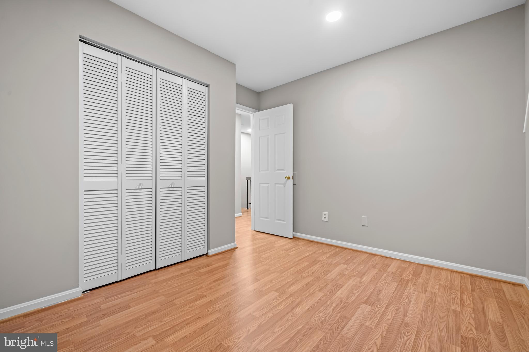 FRANKLIN GLEN - Residential