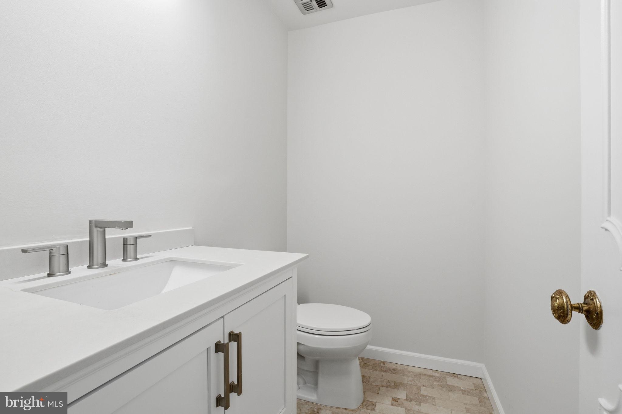 HUNTINGDON VALLEY - Residential