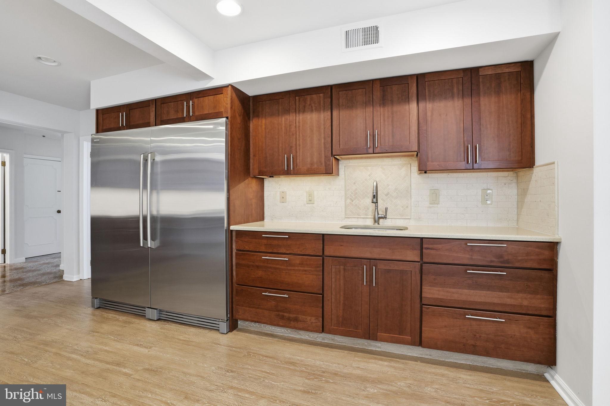 HUNTINGDON VALLEY - Residential