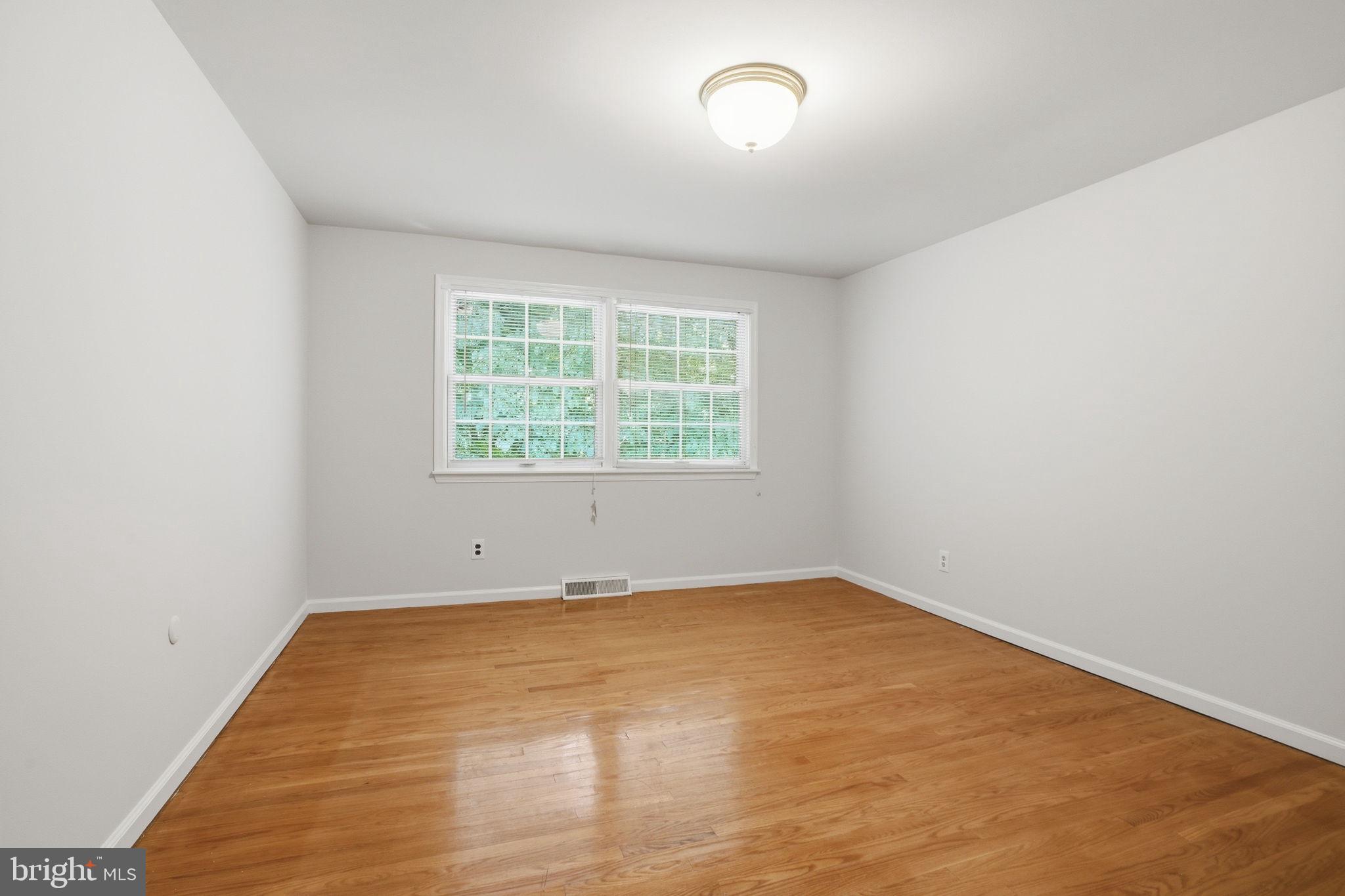 HUNTINGDON VALLEY - Residential