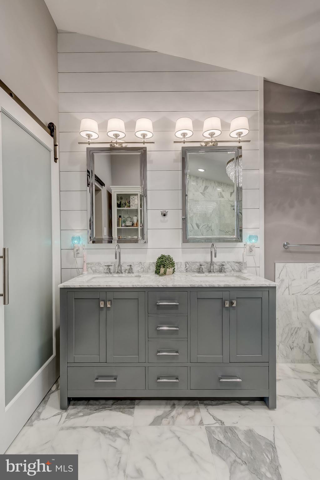 GAPGALLEON - Residential