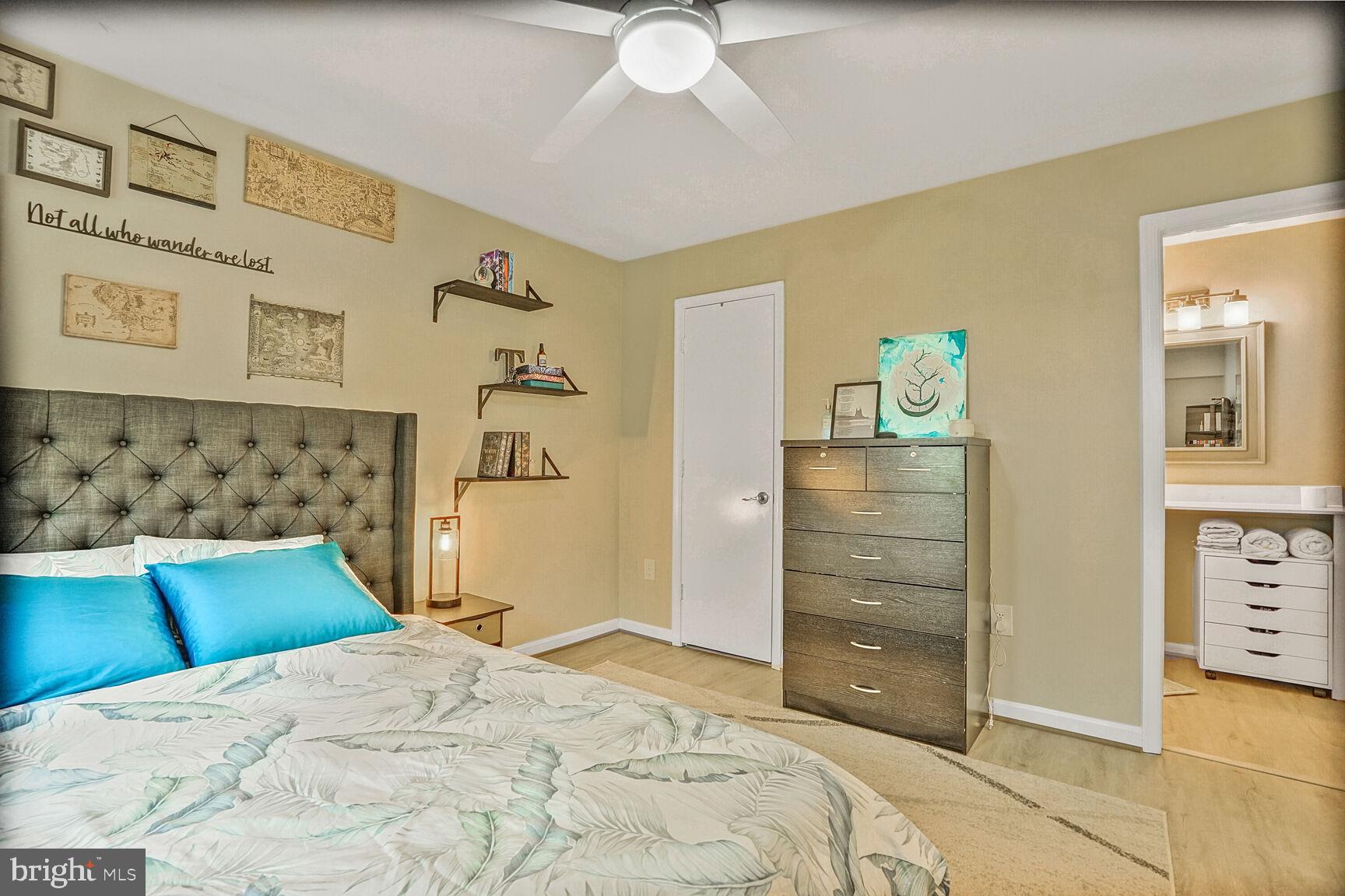 SURREY AT MANCHESTER LAKES - Residential