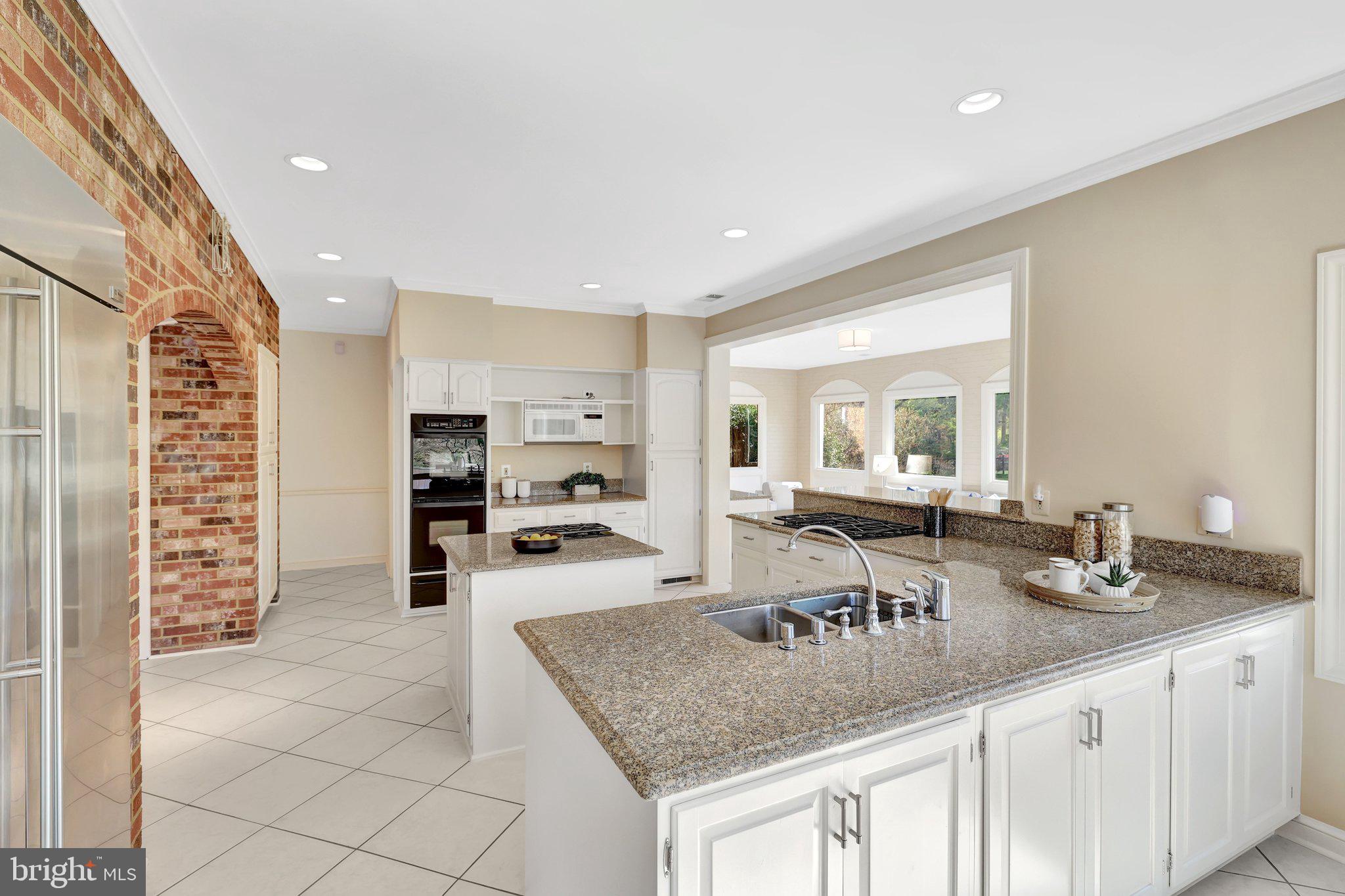 FOX LAKE - Residential