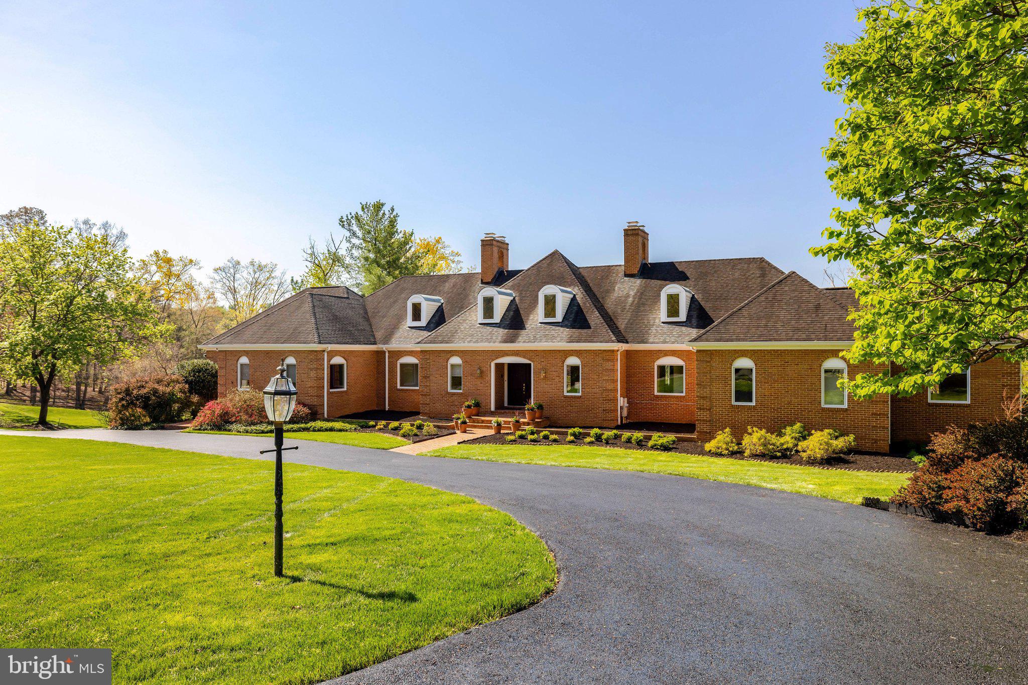 FOX LAKE - Residential