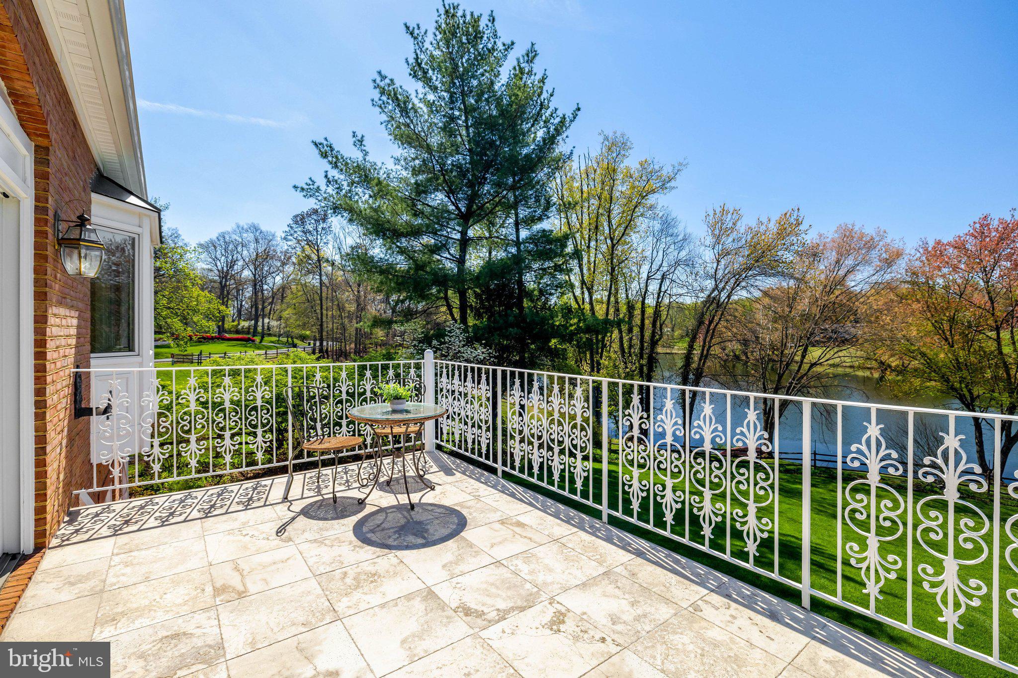 FOX LAKE - Residential