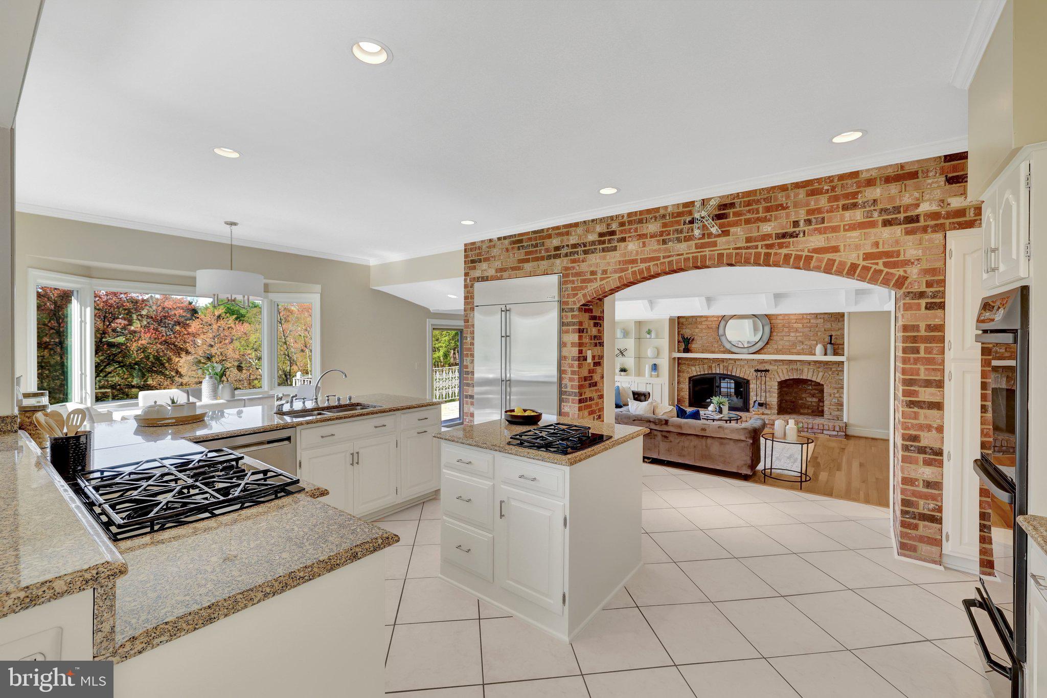 FOX LAKE - Residential