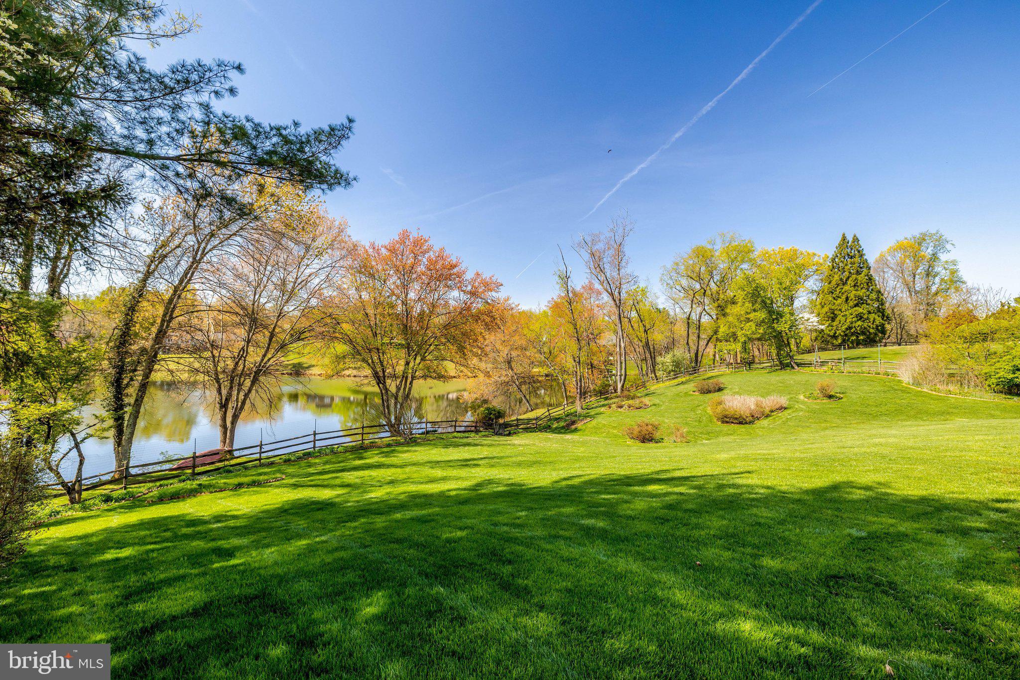 FOX LAKE - Residential
